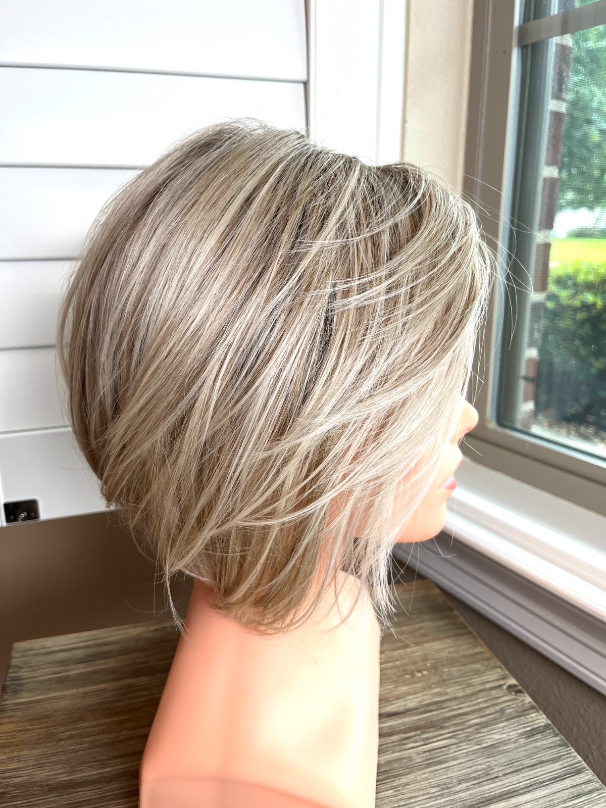 Belle Tress Manchester in Crushed Almond Blonde R / Excellent Used Condition