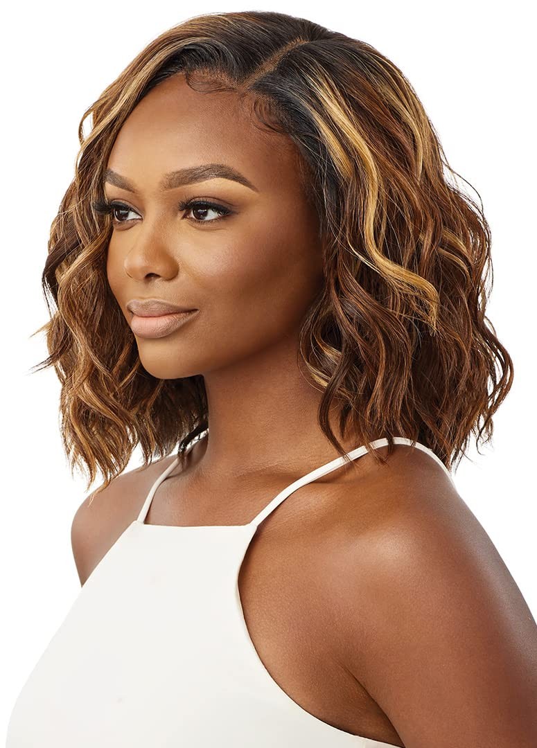 Outre Lace Front Wig – Sleeklay Part -Nyla Drst2/Chocolate Caramel