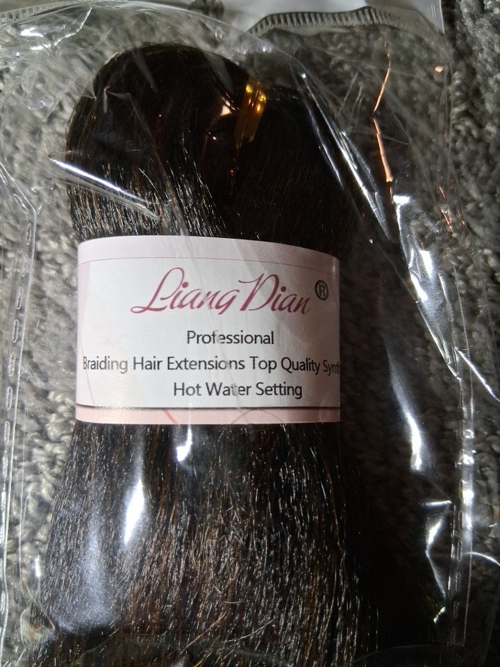 Lot of 6 bundles Liang Dain Hair For Extensions Crimped Dark Brown To Light.