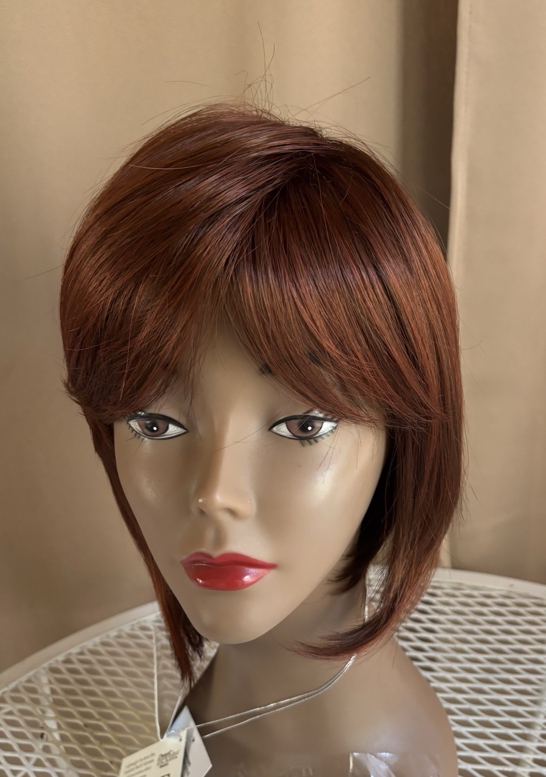 NEW GABOR Chic Choice Wig SZ AVG COLOR Sangria Inverted Bob FREE SHIPPING! Z-15