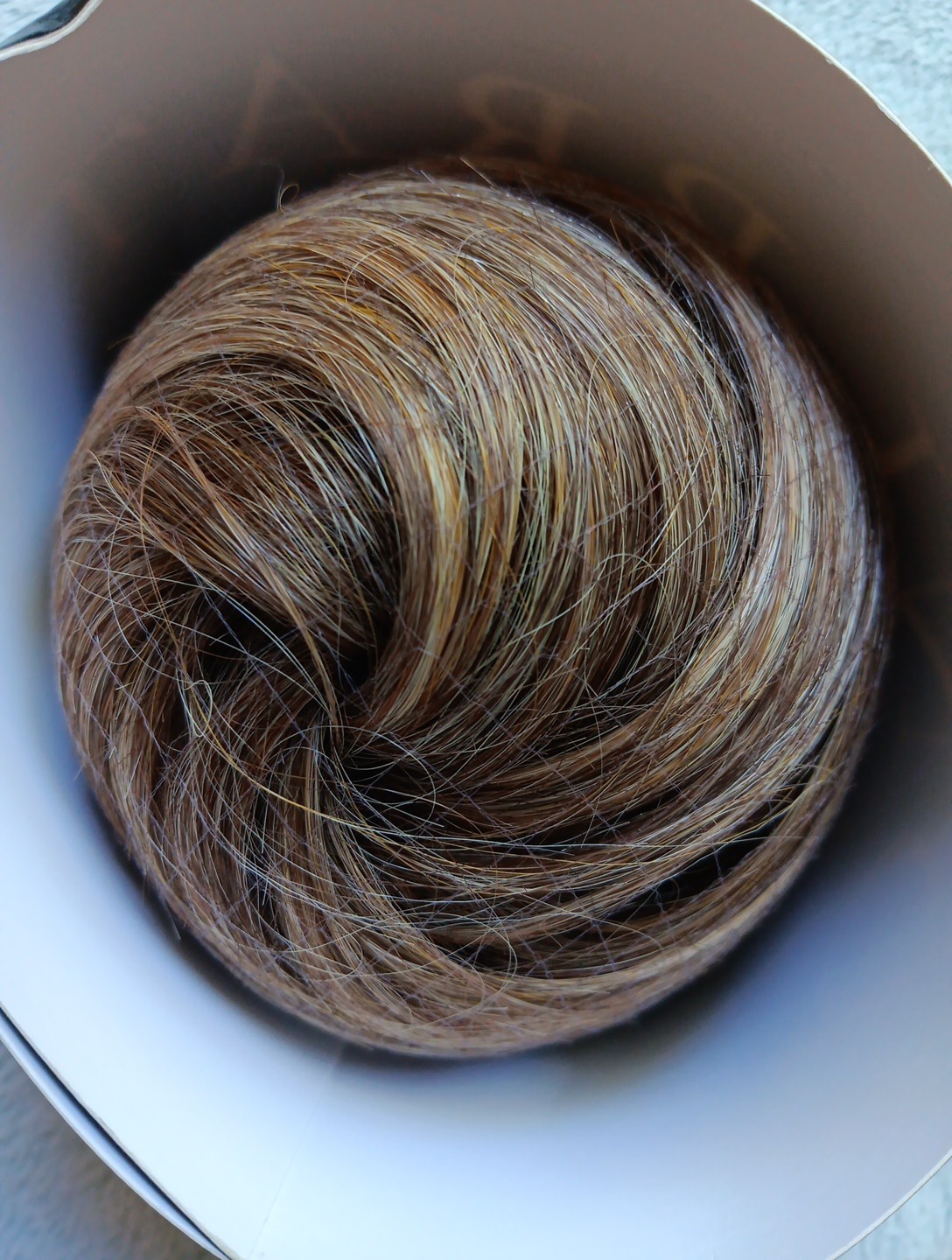 Toni Brattin Hair Fabulous Collection Dark Blonde Wig Honey-Do Bun #621