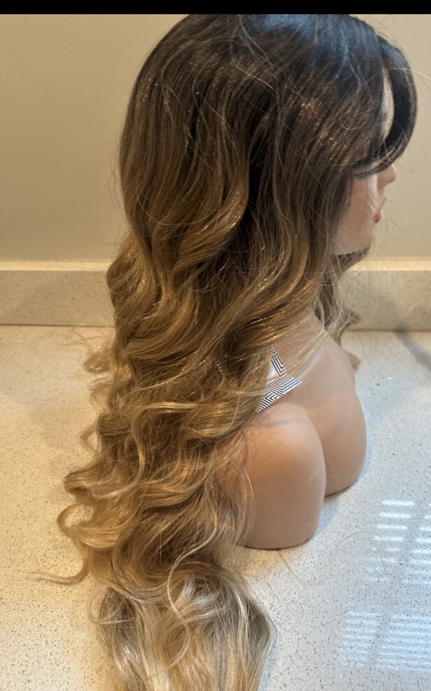Ombre Wig 30 Inches Swiss Lace Blonde Ombré Dark Roots New Tags Heated To 350
