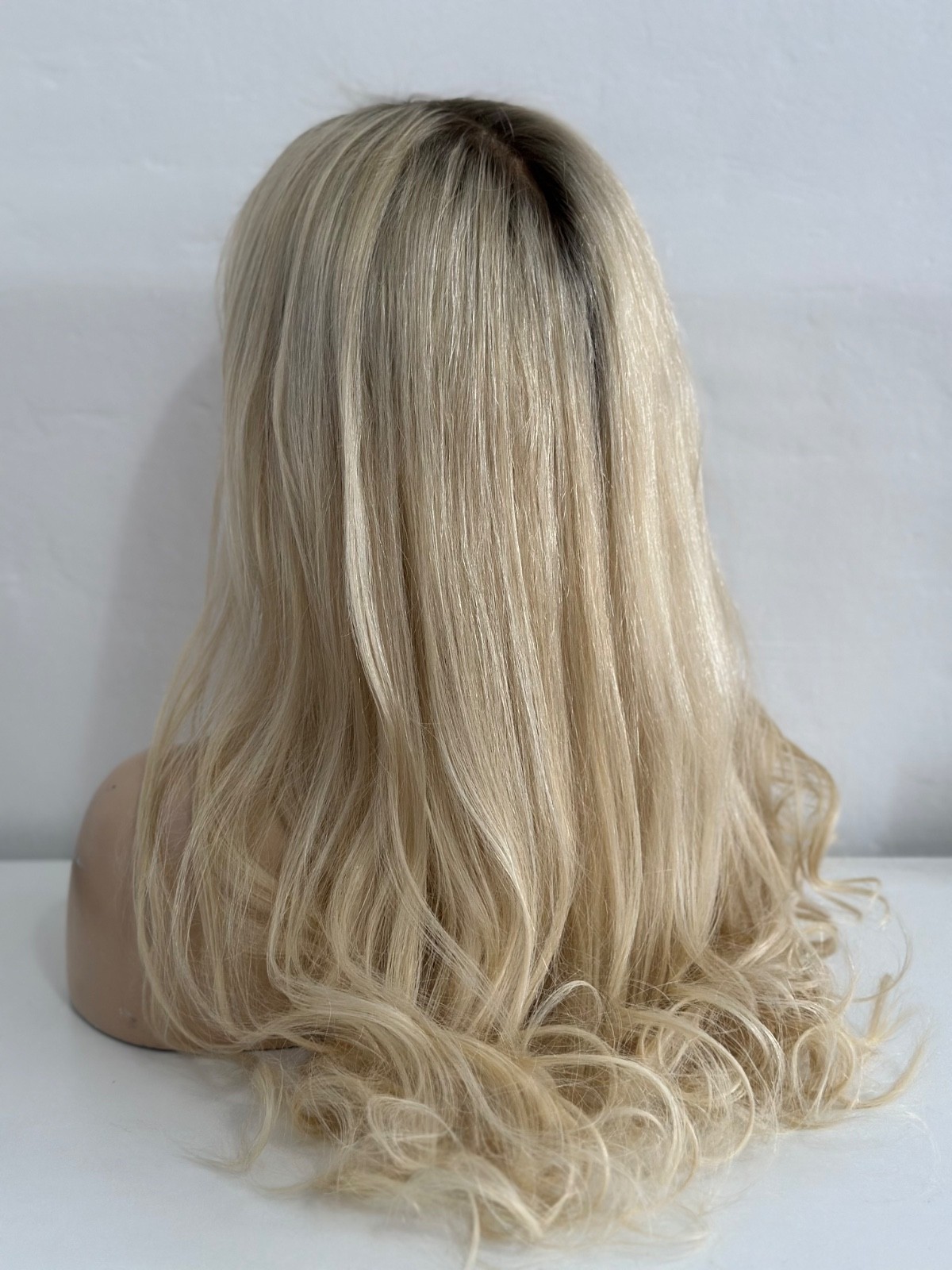 Blonde Lace wig , 100% human hair lBrand New ROOTED 20” custom order