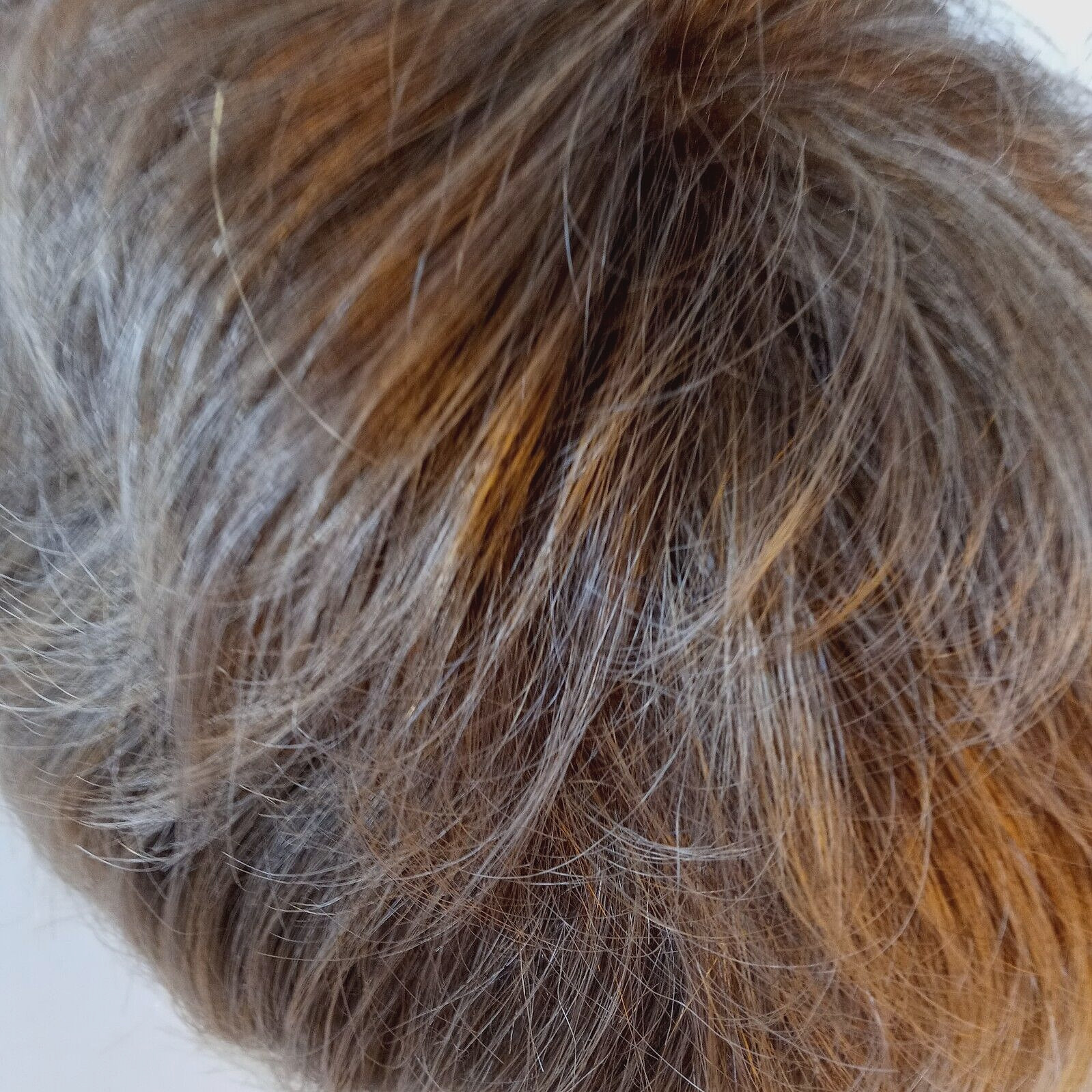 N J Creation Paris PORTO Wig Pixie Short Curly Ash Blonde Sunkissed Bangs NEW