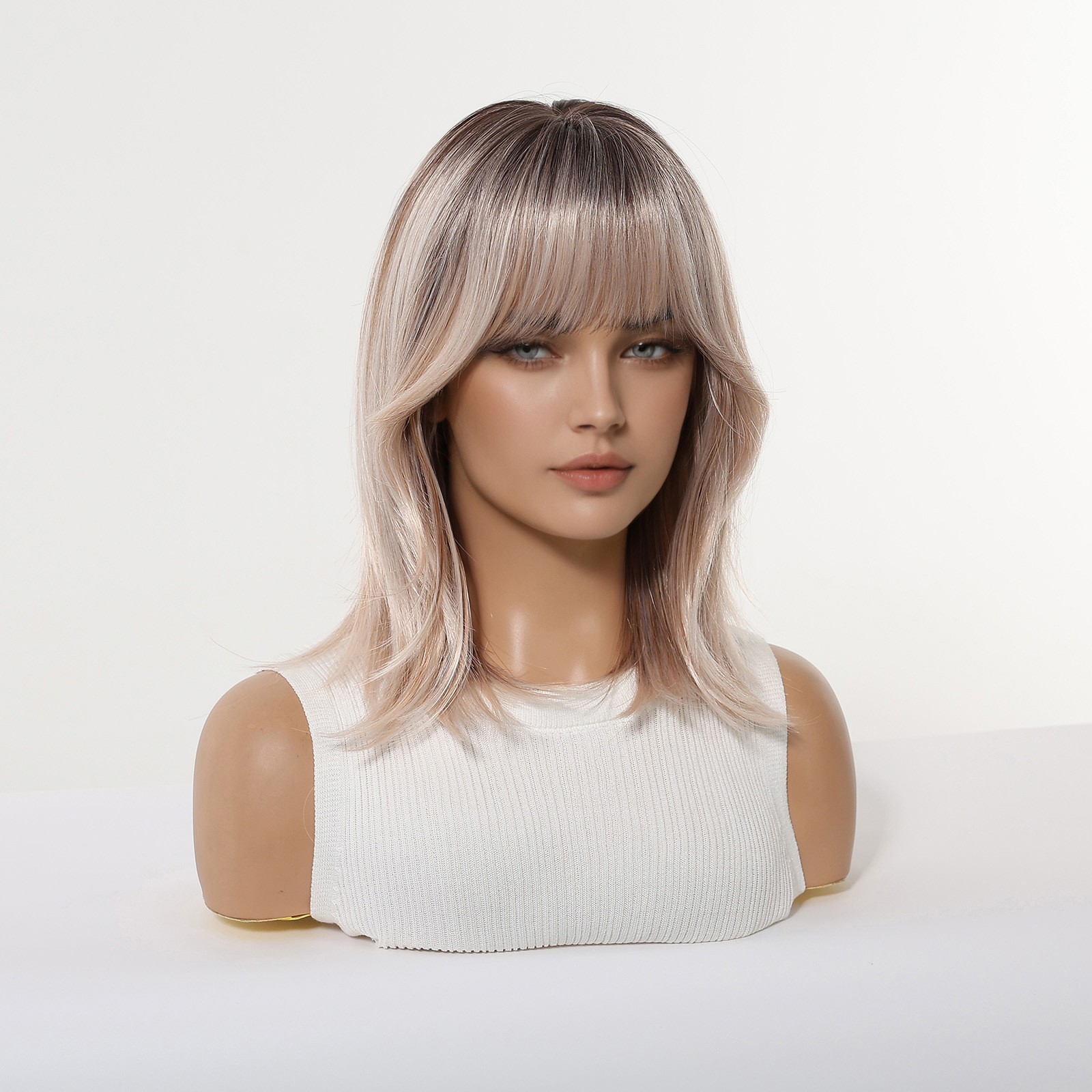Blonde Wigs Short Straight Bob Wig With Bangs For Women 14in Natural Synthetic W