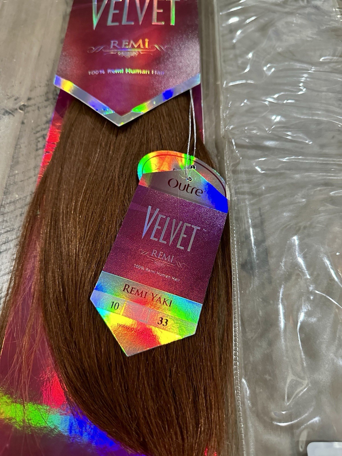 OUTRE VELVET REMI YAKI 100% HUMAN HAIR 10” Shade 33 Straight NIB