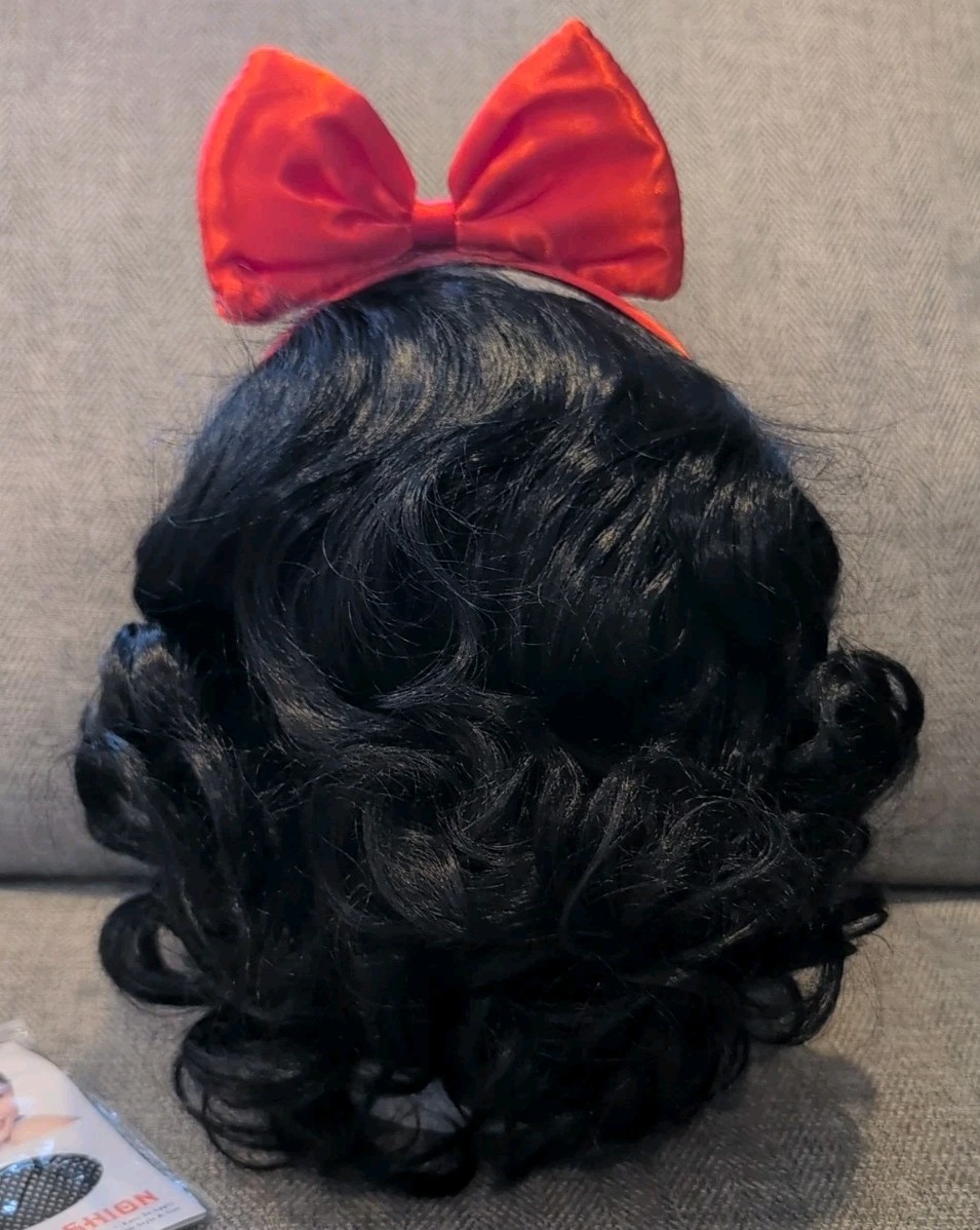 Cosplay Women’s Wig Headband Dark Black Curls Red Bow Cap Brand New