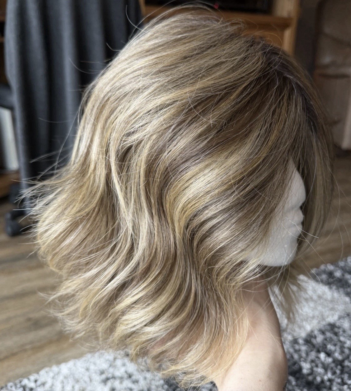 Raquel Welch Wig UNFILTERED, In RL9/24SS, SS Iced Cafe Latte