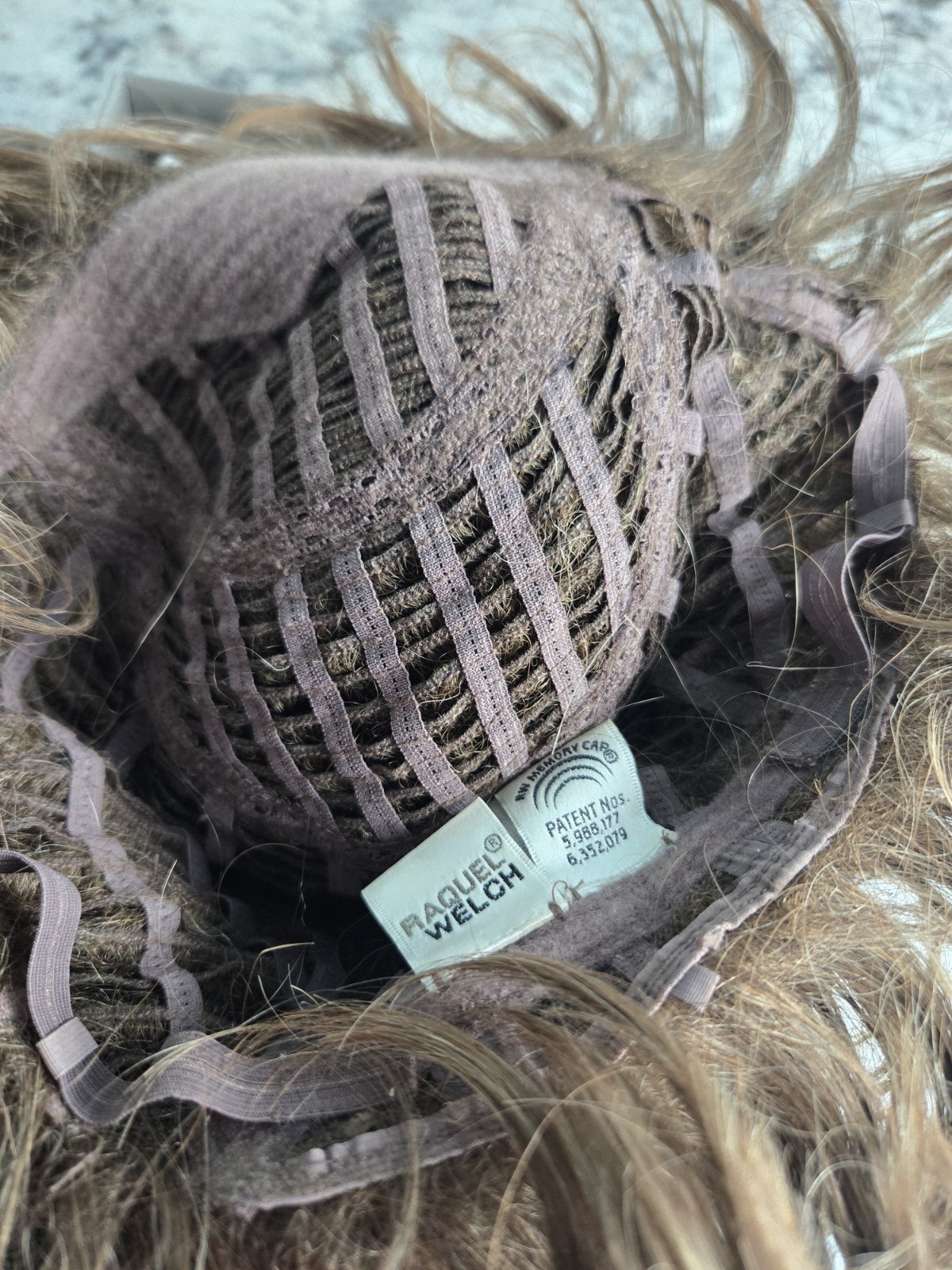 Raquel Welch Signature Wig Salsa Large R12T Pecan Brown
