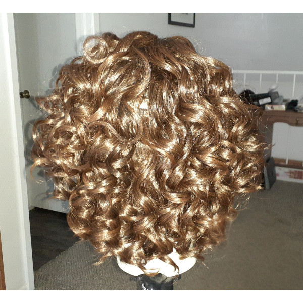 Foxy Silver Natalia Wig – Color F1B/30 – New Open Box