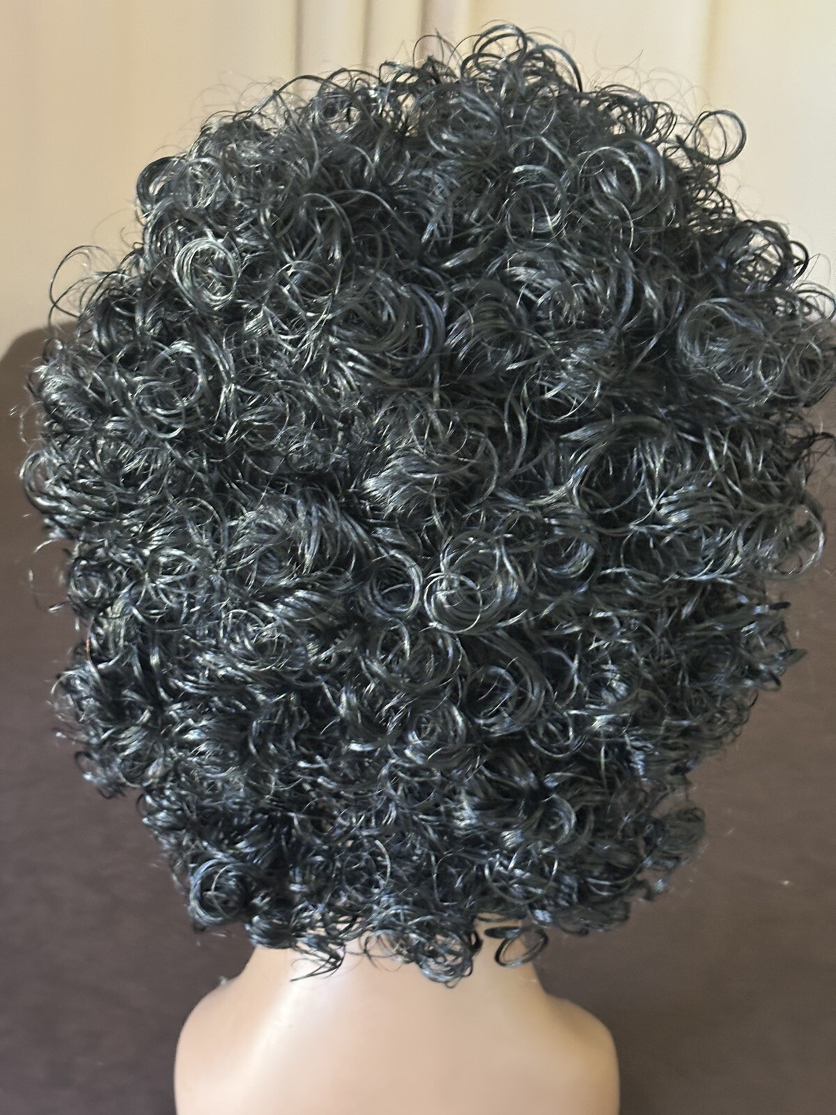 Black Synthetic Wig Mid-Length Curly Net Cap Adjustable Clean GUC 7-1