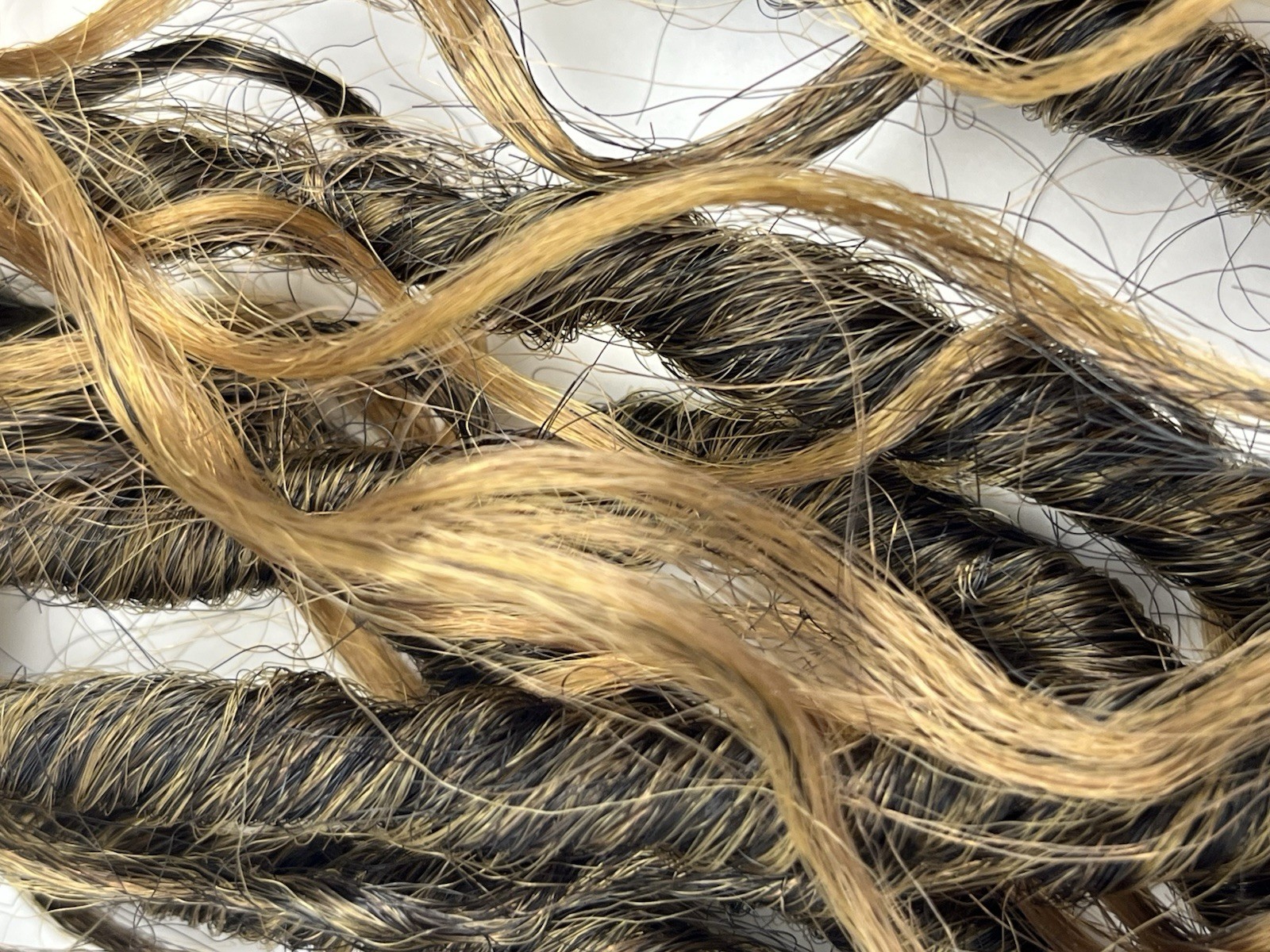 4-pk Faux Extensions Bohemian Curly Style Long 29″ Mixed Brown/Caramel Crochet