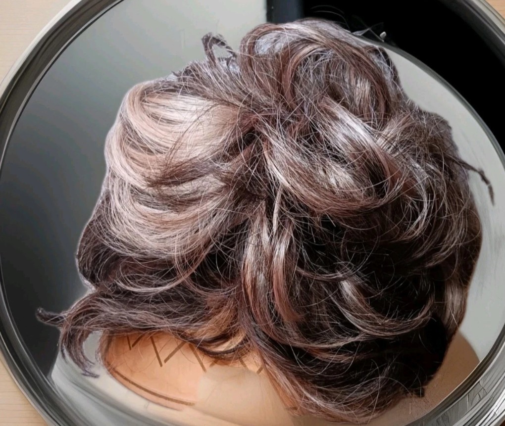 Short Curly Salt and Pepper Gray Wig Textured Shag Pixie Wavy Silver Mix