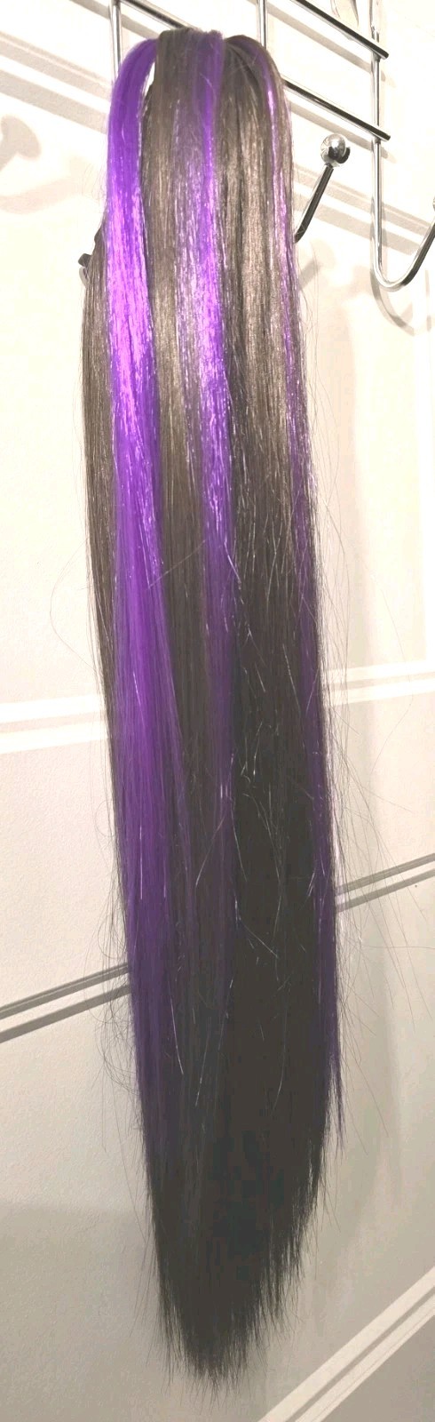 21″ Hair Clip Is Dark Brown With Purple & Very Silky On A Claw Clip, Never Worn