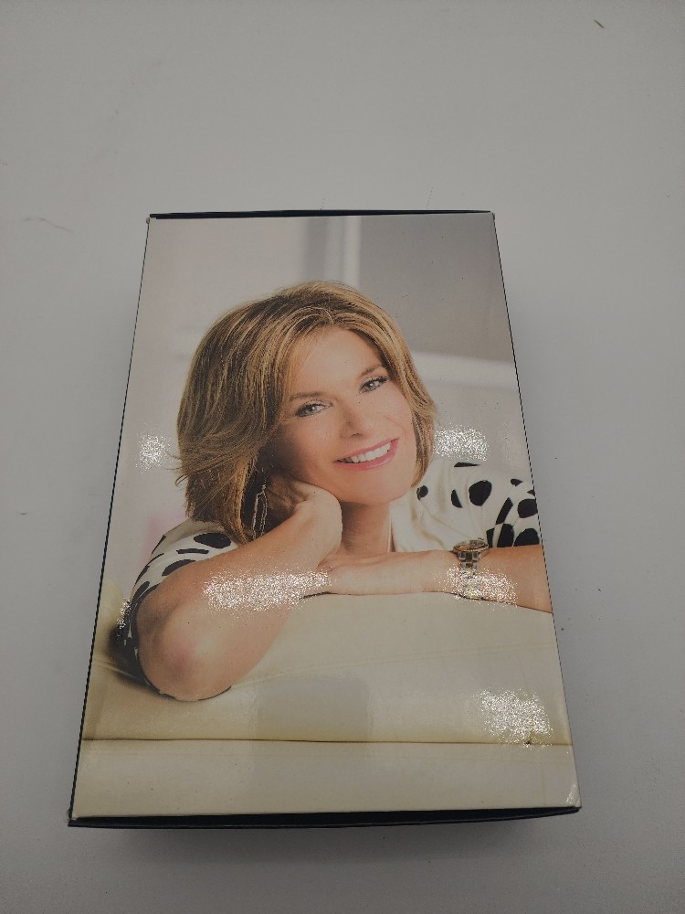 Toni Brattin Ravishing Wig – Light Brown Long Layered Light Waves