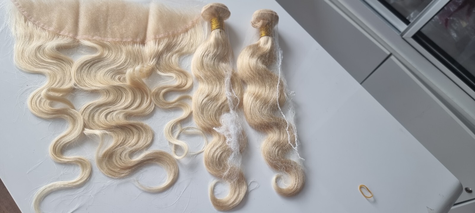 12A BRAZILIAN VIRGIN HUMAN HAIR 18+18&18INCH 13×4 FRONTAL BLONDE 613# BODY WAVES