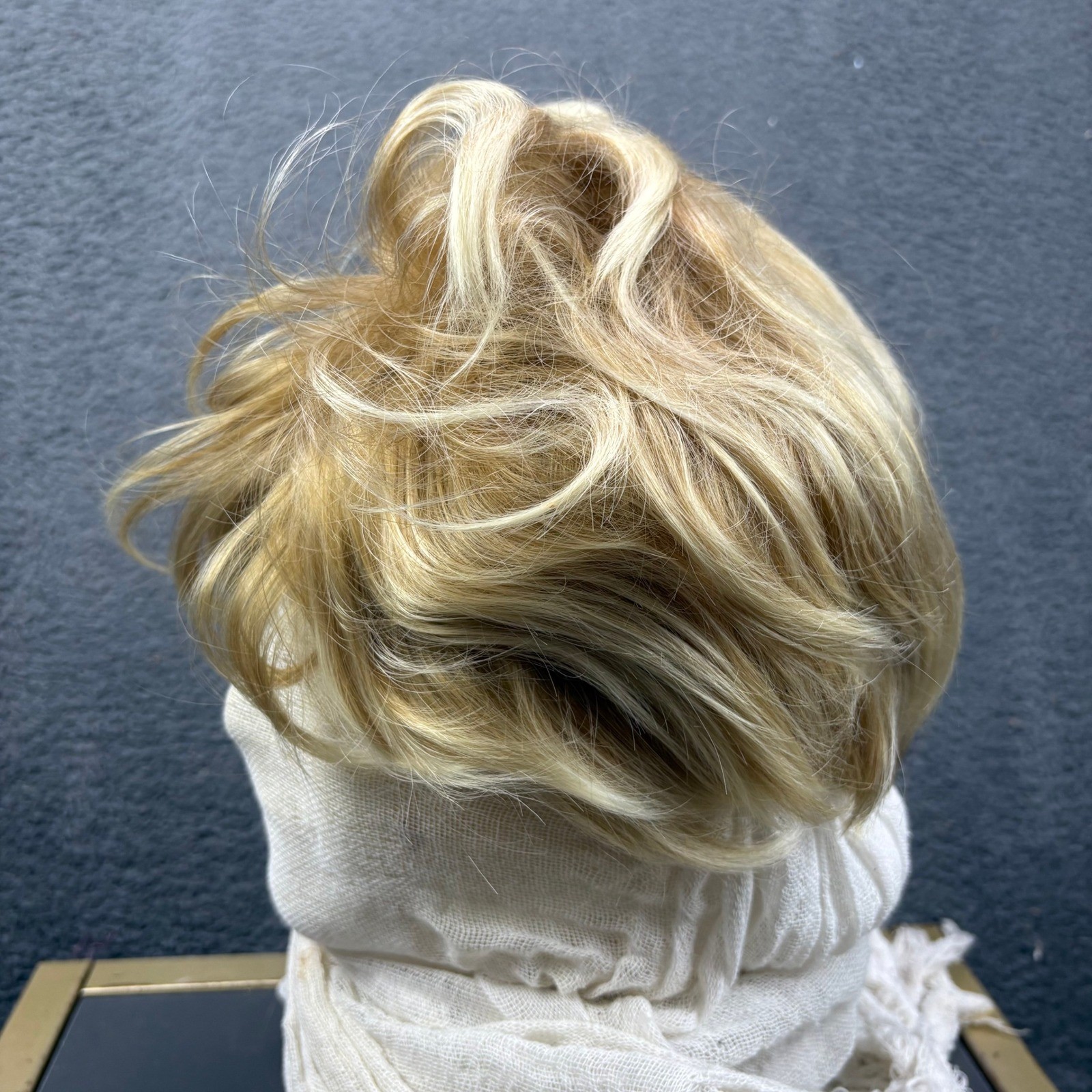 Short Blonde Layered Pixie Cut Synthetic Wig Average Cap Size 21.5-22.5 Inch
