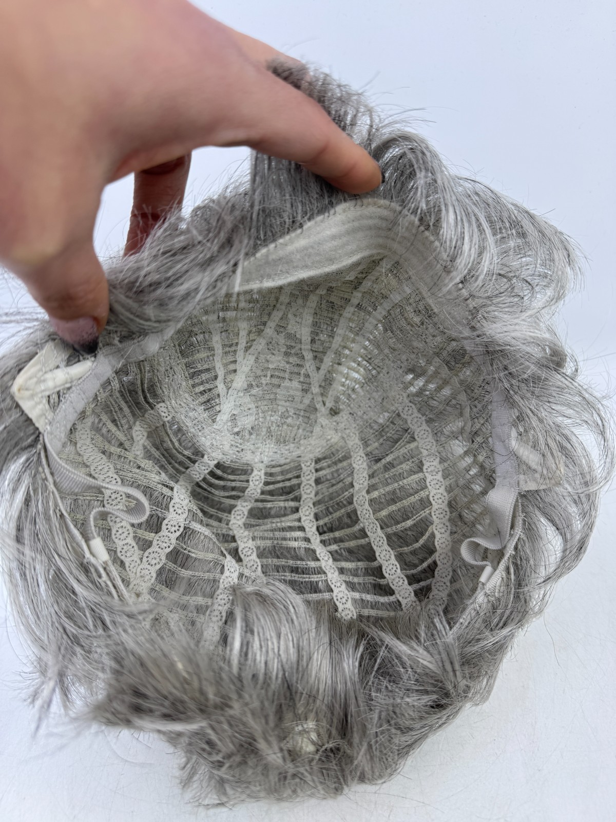 Aspen Short Women’s Gray Silver Full Net Wig CS-109 Sophie Color 59 in Box
