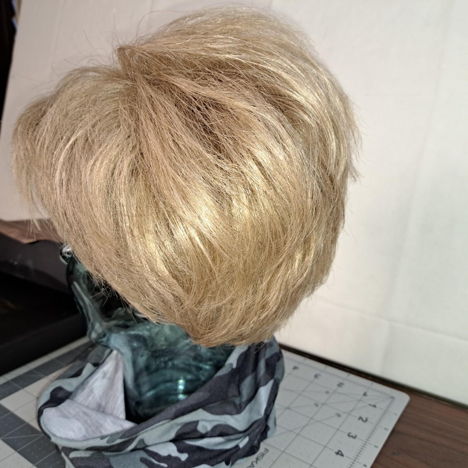 Tony of Beverly Wig PETITE ZOE Wig Grey And Lite Brown? 14/24 Oct 2023