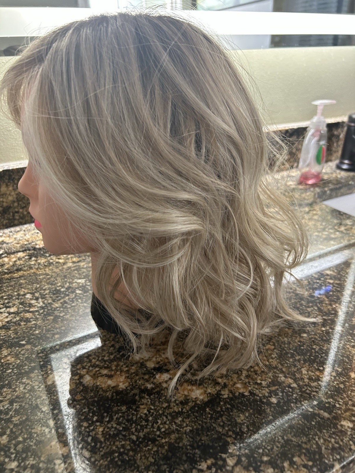 Amore Rohan Wig Sea Salt Blonde Rooted NWT