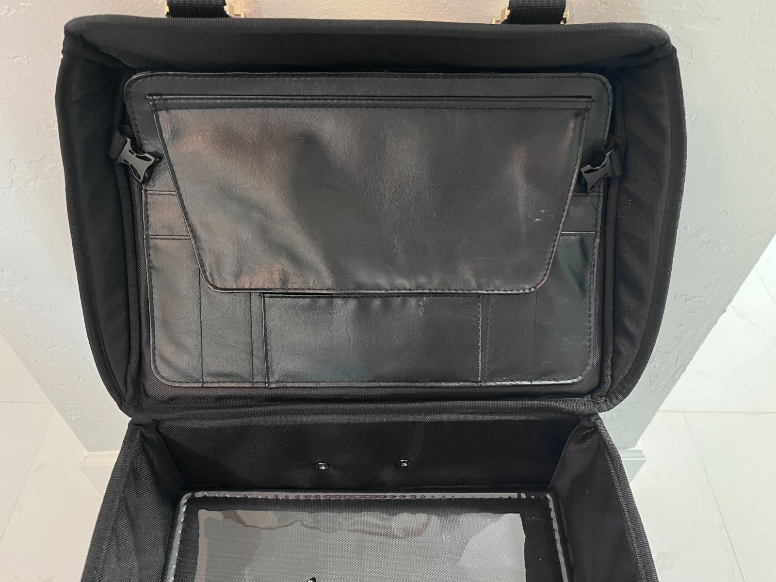 Bellami Professional Beautrician Organizer / Travel Rolling Case Luggage Extras
