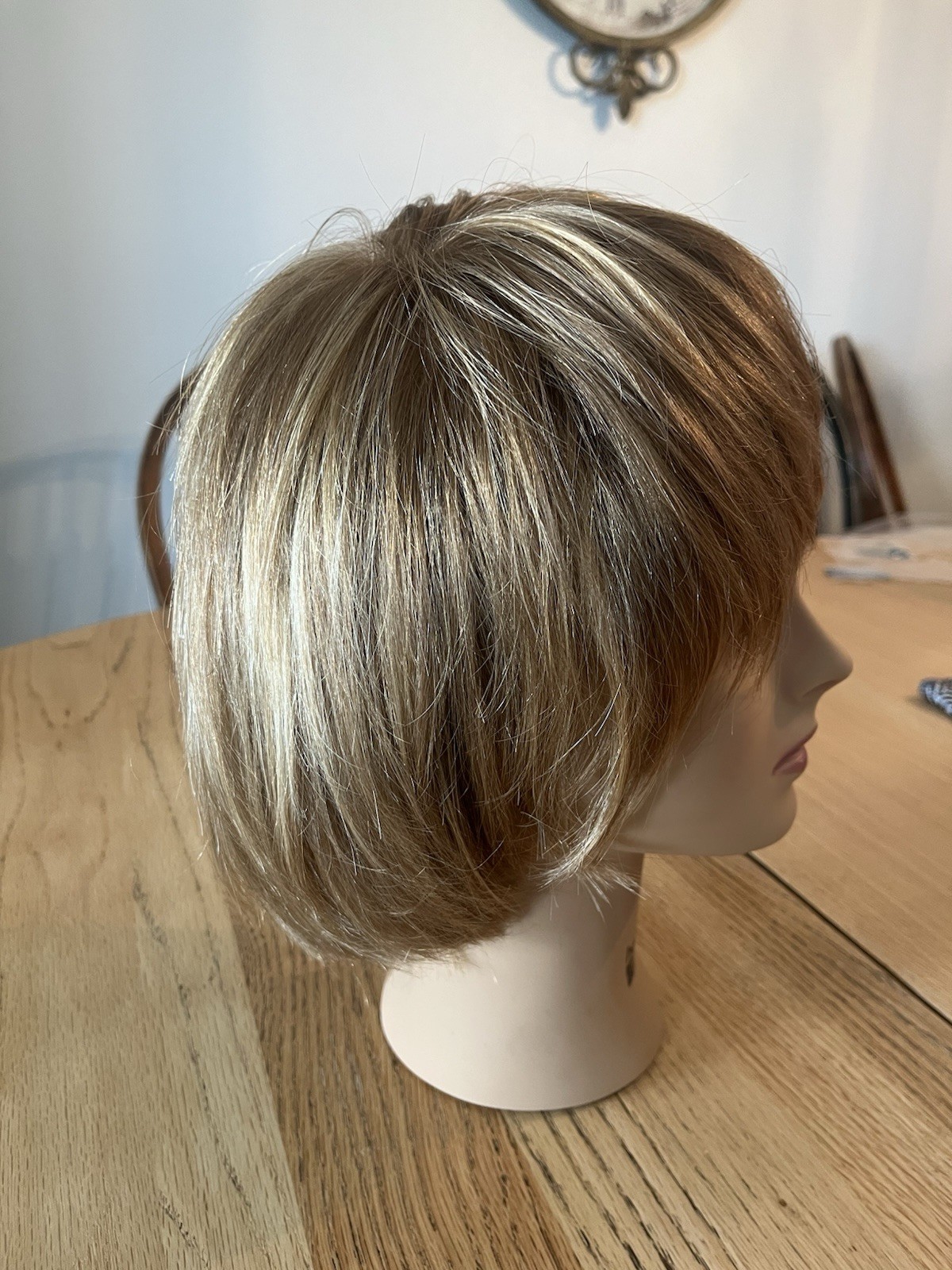Real Human hair wig medium brown with red tinge… preowned