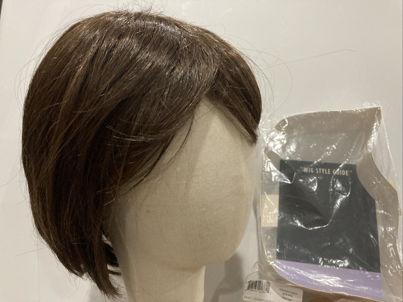 Hairdo Seriously Sleek Bob Styled Wig Chocolate Copper Medium Red Brown New