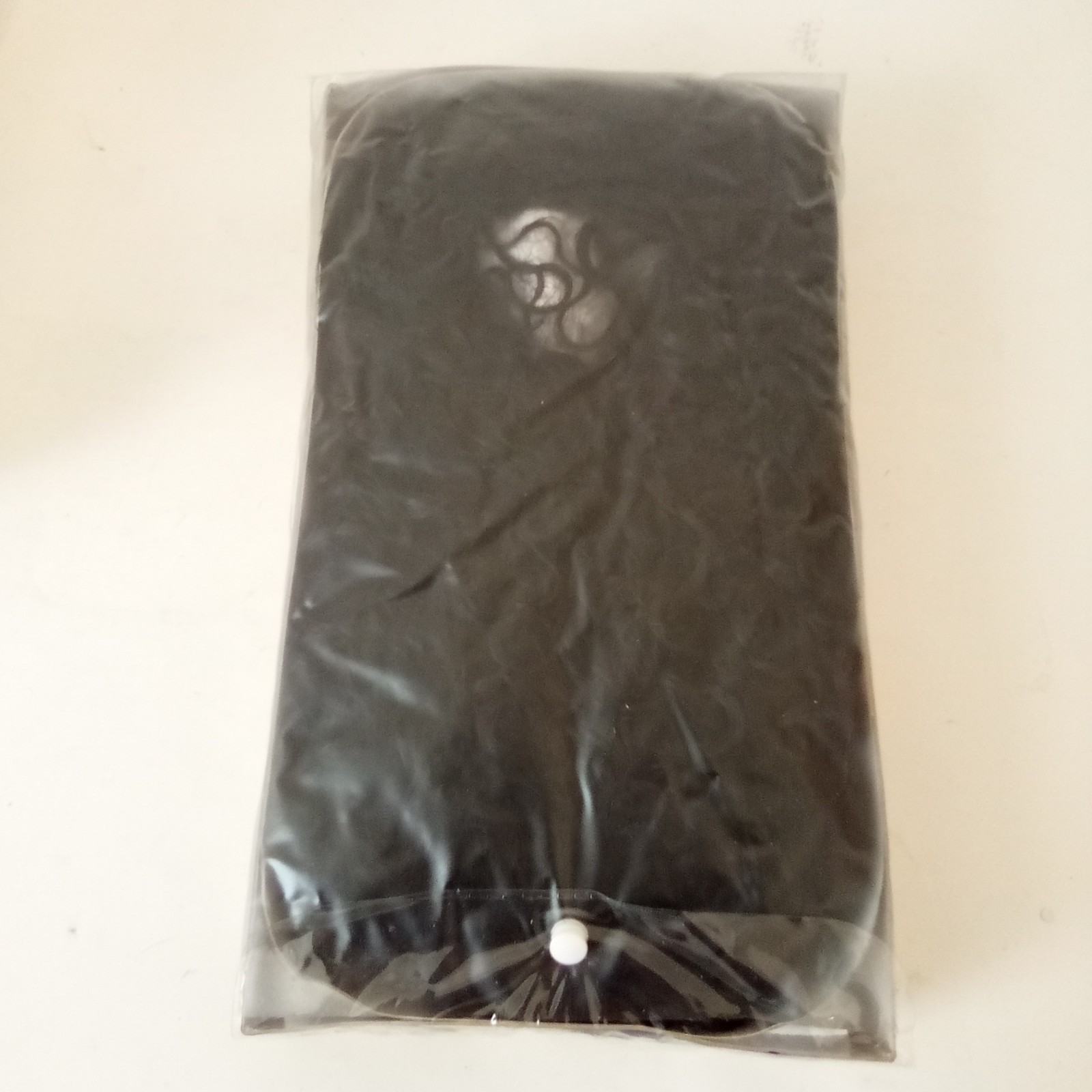 Free Tress Equal Drawstring Full Cap Natural Me Celtic Girl Color 1 Wig NWT