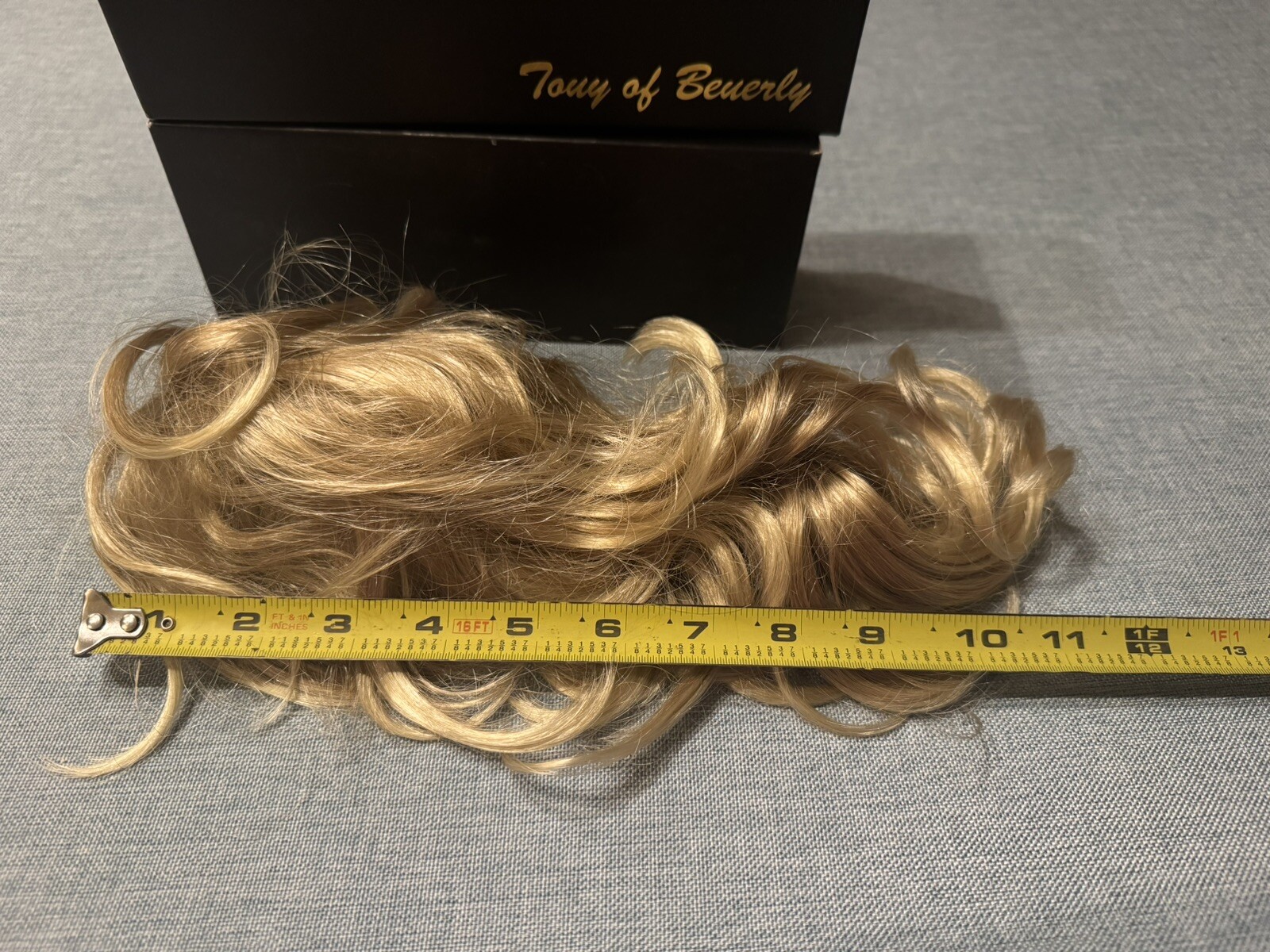 Tony of Beverly Elura Snappy Clip Libby 11″ Curly Ponytail in 24BT18 with Box