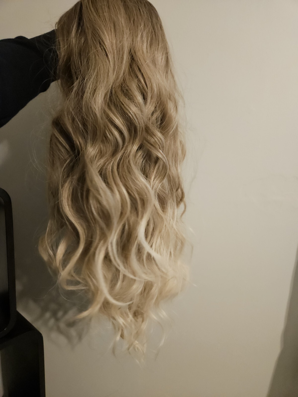 28″ NEW Lace Front MIXED BLONDE HIGHLIGHTS VOLUMINOUS Long Wavy WIG