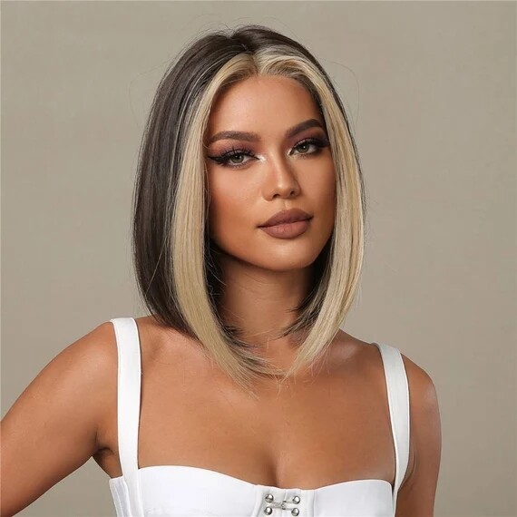 Short Bob Synthetic Wig Black With Blonde Highlights Straight Wigs for Women