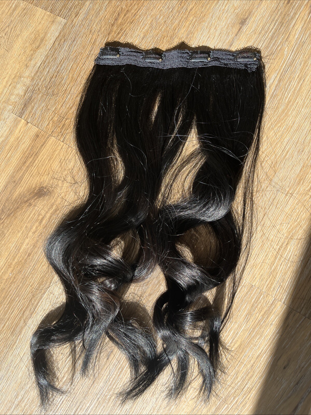Milk and Blush Black 20″ Volumiser Quad Clip-In Weft 45g