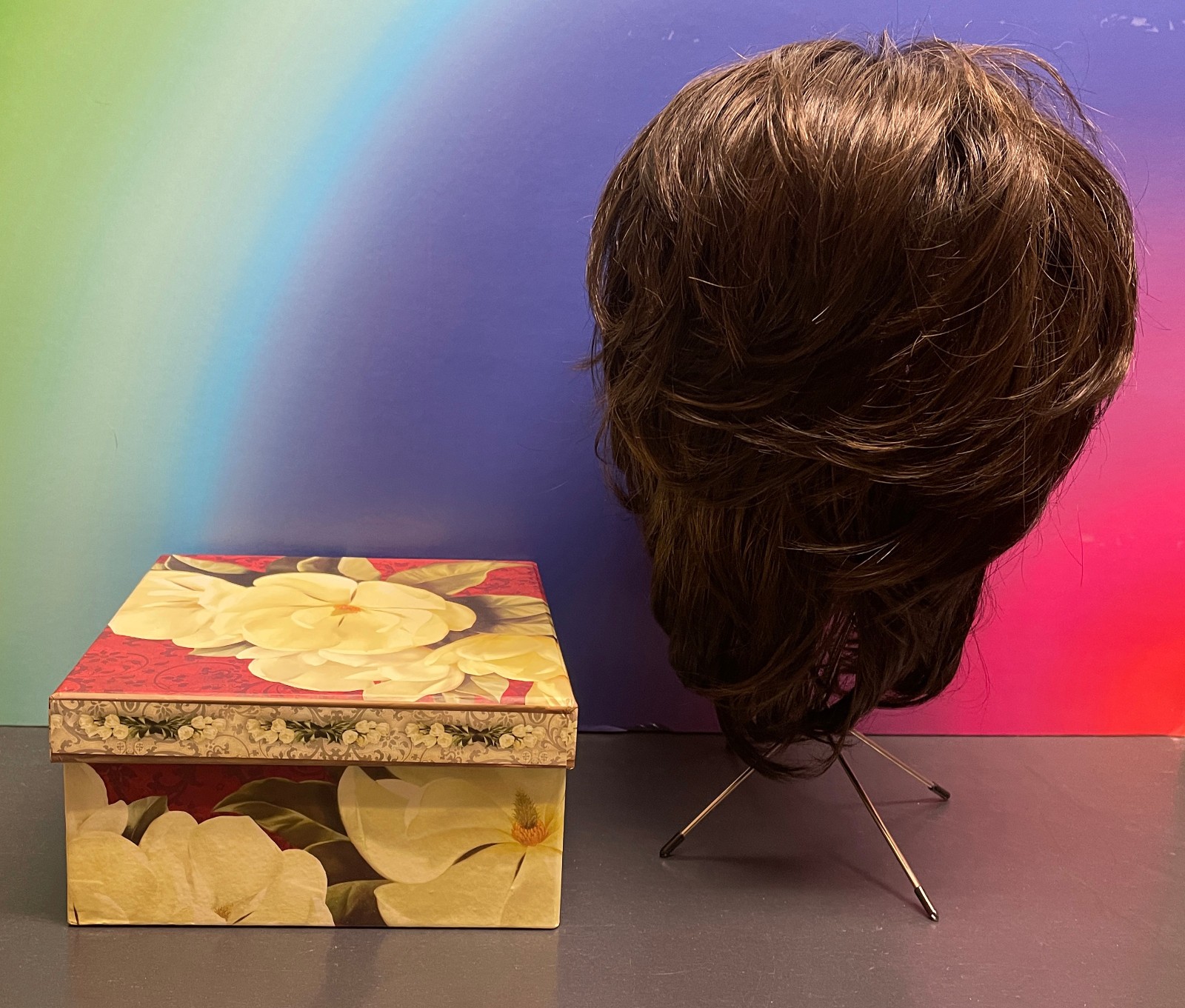 Tiffany Wigs Short Brown Modern Acrylic Wig