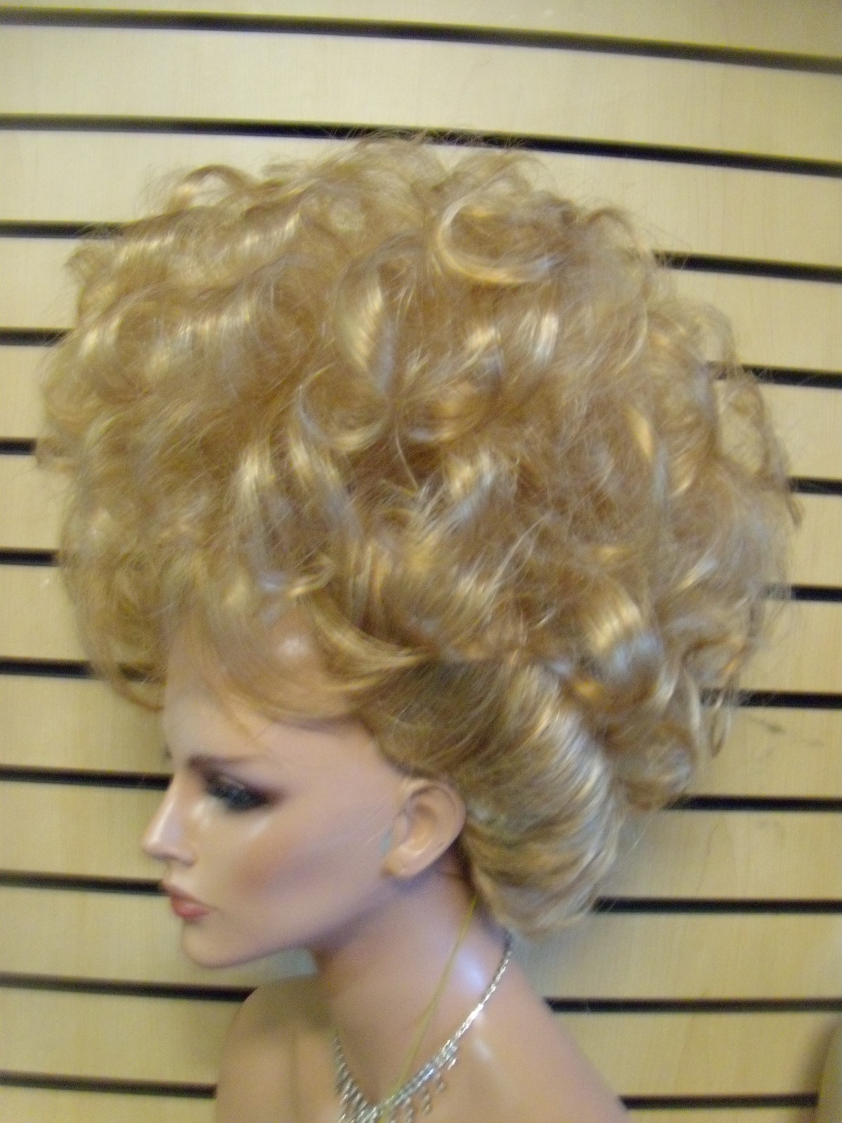 SIN CITY WIGS BIG UPDO SOFT VOLUMINOUS CURLS FLUFFY ELEGANT DRAG QUEEN SEXY HOT