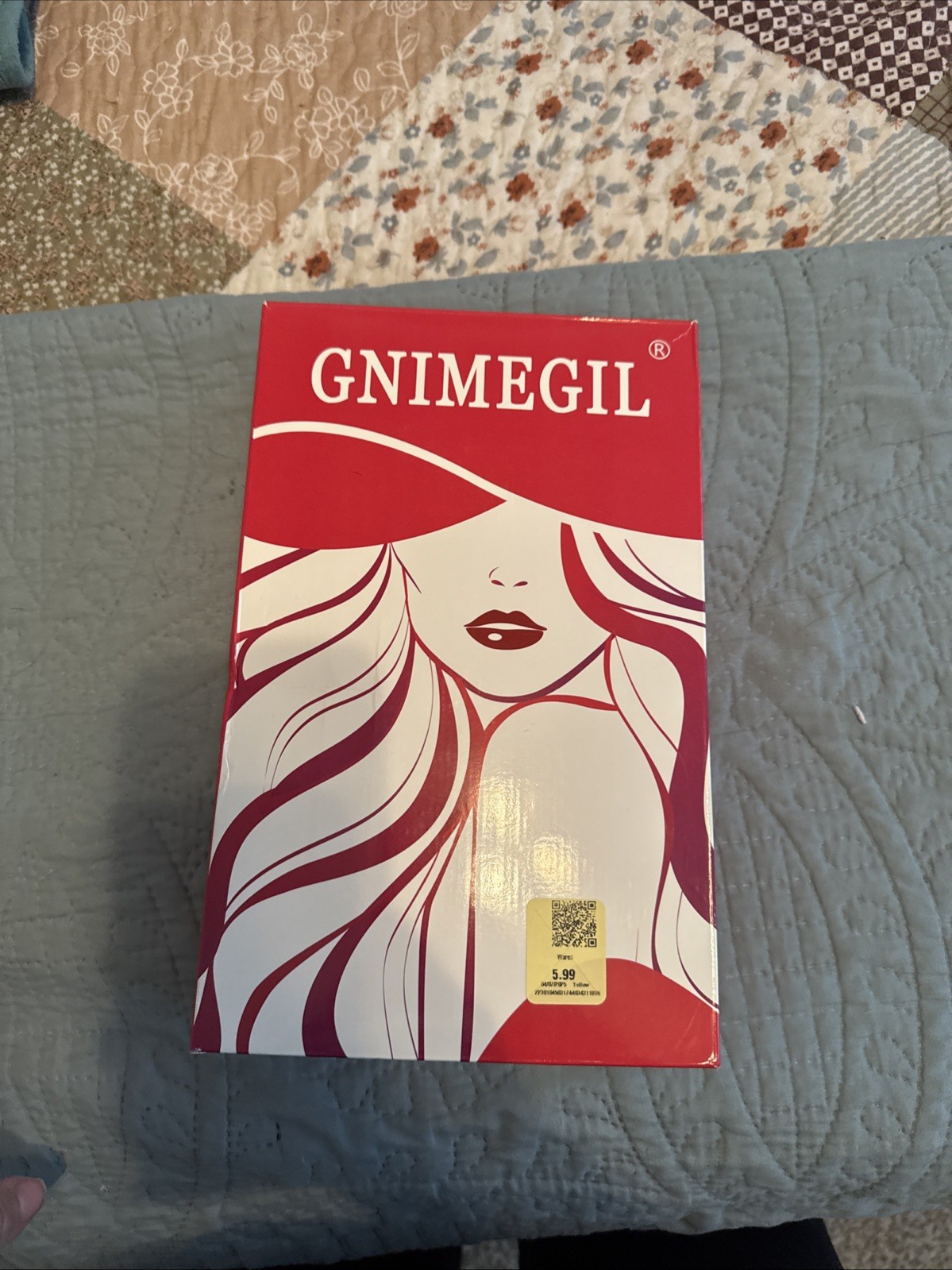 Gnimegil Womams 3 Color Curly Wig New Open Box Wig