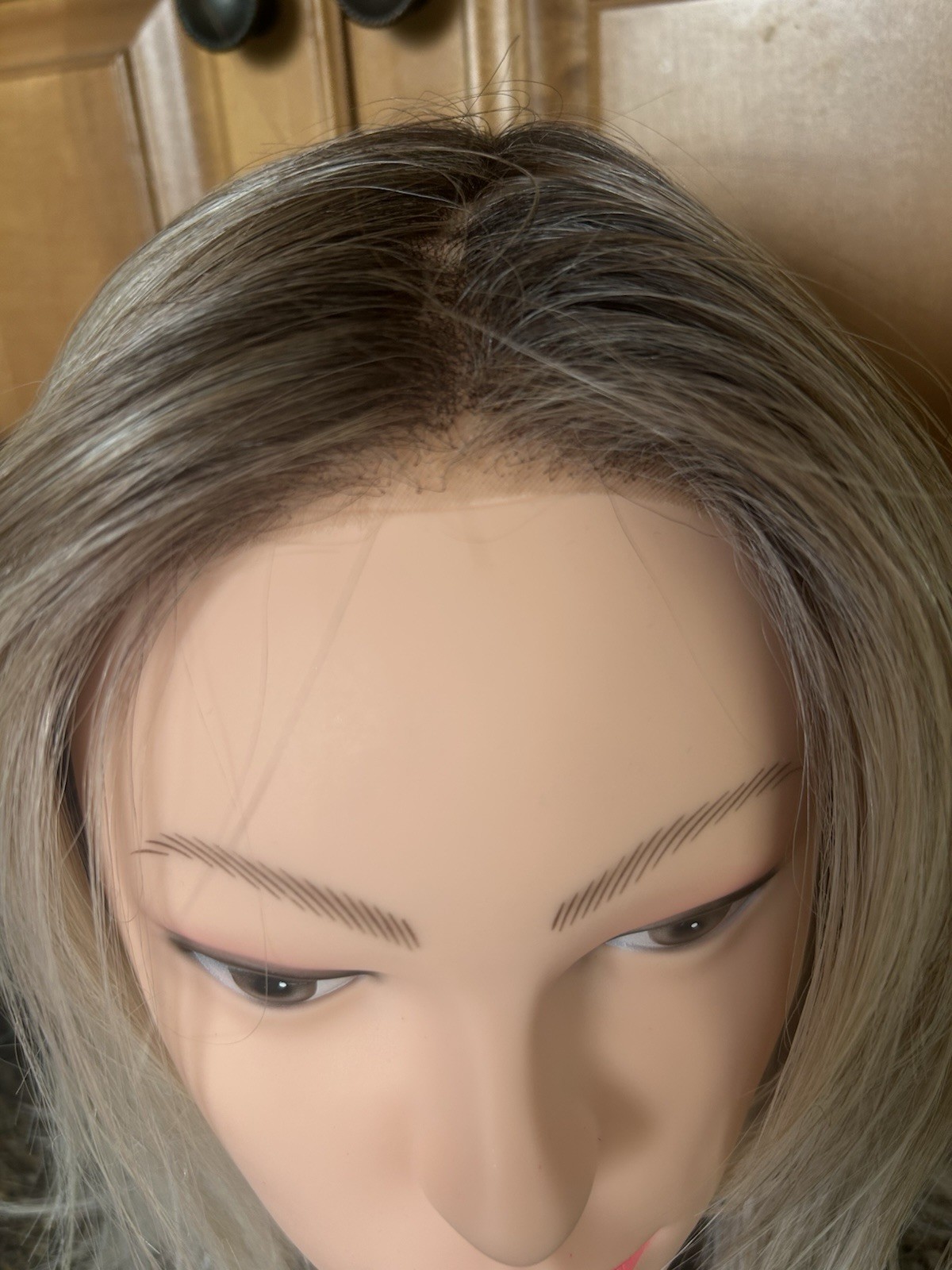 Belletress Wig Chicago Milkshake Blonde-R Preowned