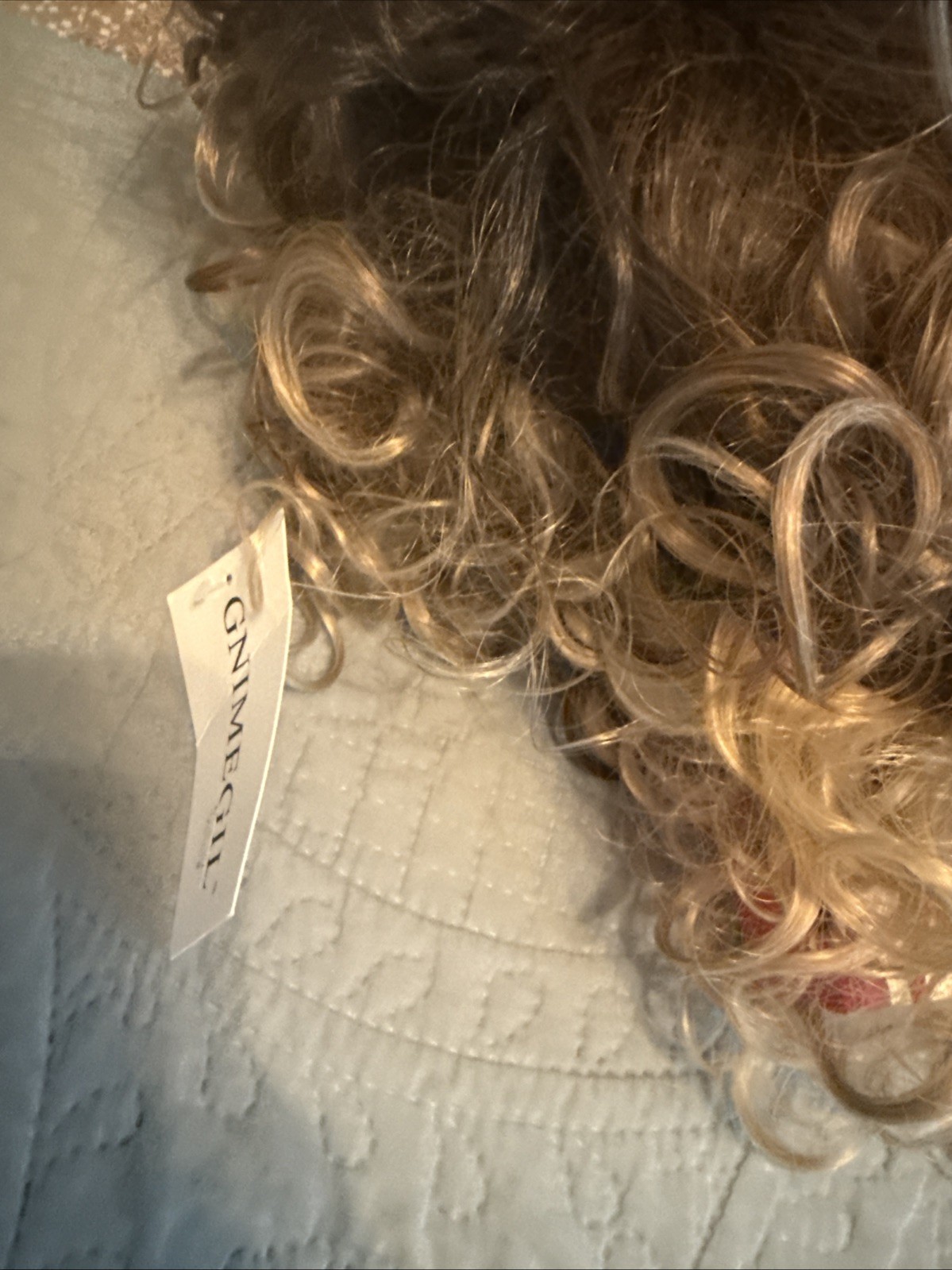 Gnimegil Womams 3 Color Curly Wig New Open Box Wig