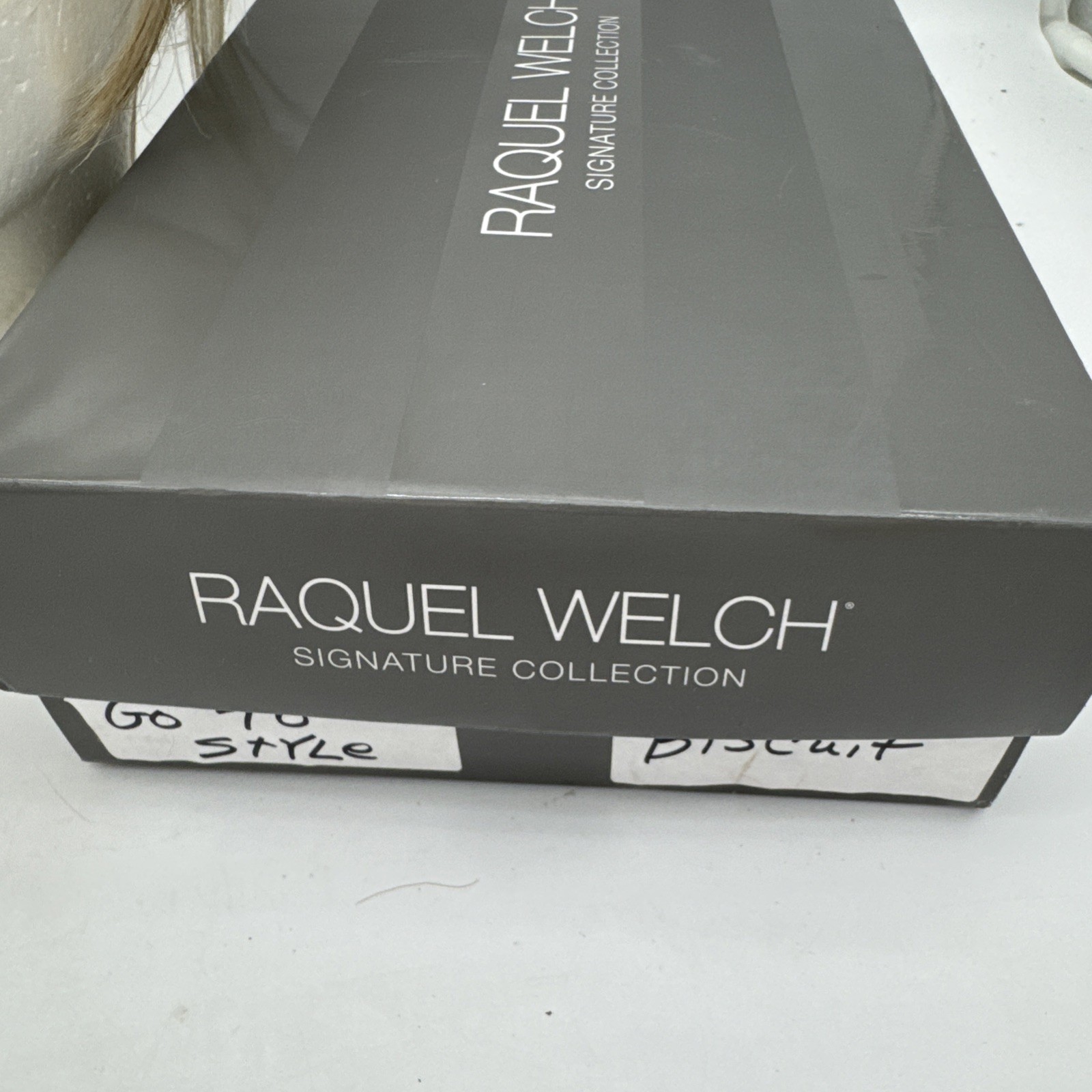 Go To Style | Raquel Welch Wigs | Lace Front Monopart RL19/23 Biscuit