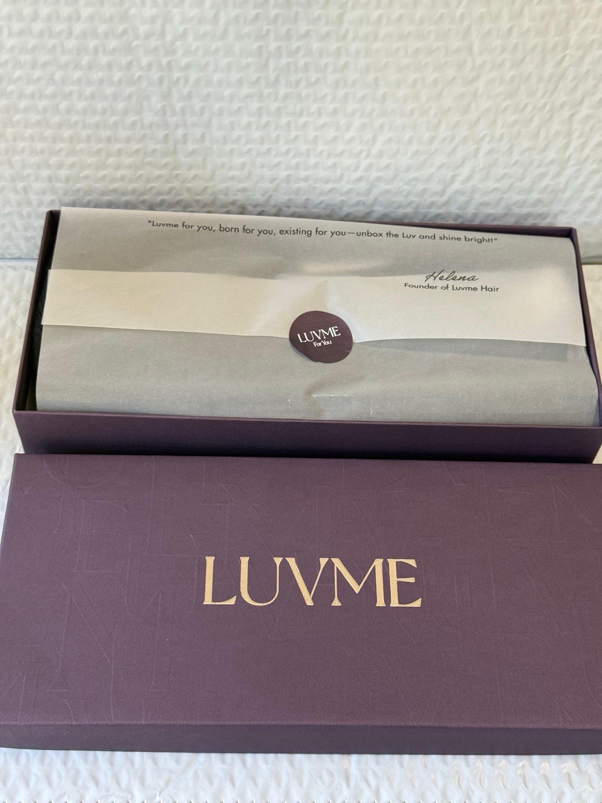 Luvme Human Hair Wig ALL DAY COMFORT WIG M Long Soft Hair New In Box!!.