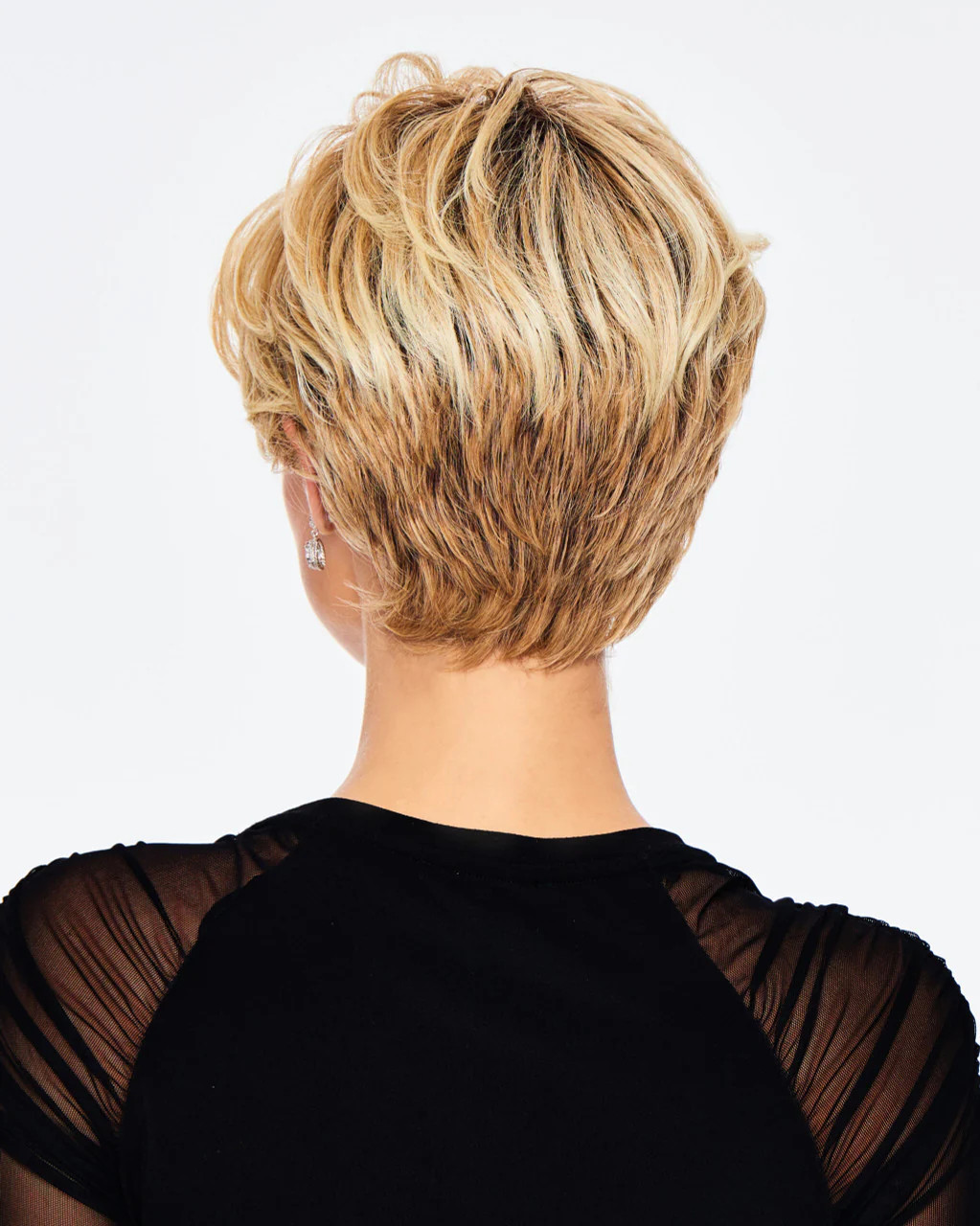 Chic Wavy | Hairdo | Mid-Length Wig | U Choose Color