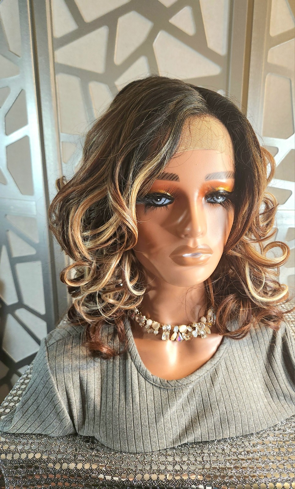 Curly Loose Wave Ombre Brown Blonde Wig Lace Front Balayage Highlights Auburn