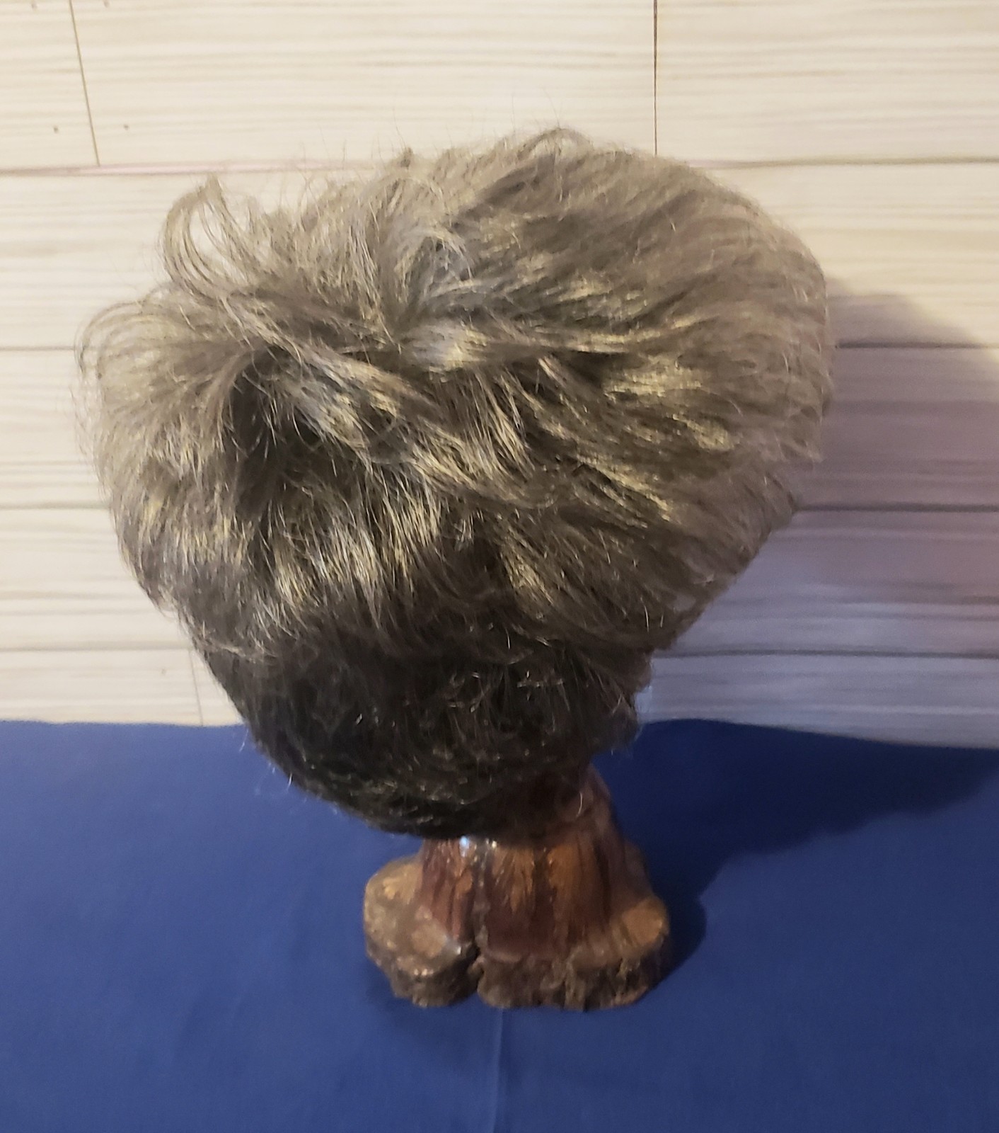 Foxy Silver Collection Gray Short Hair Modacrylic Wig Japanese Origin
