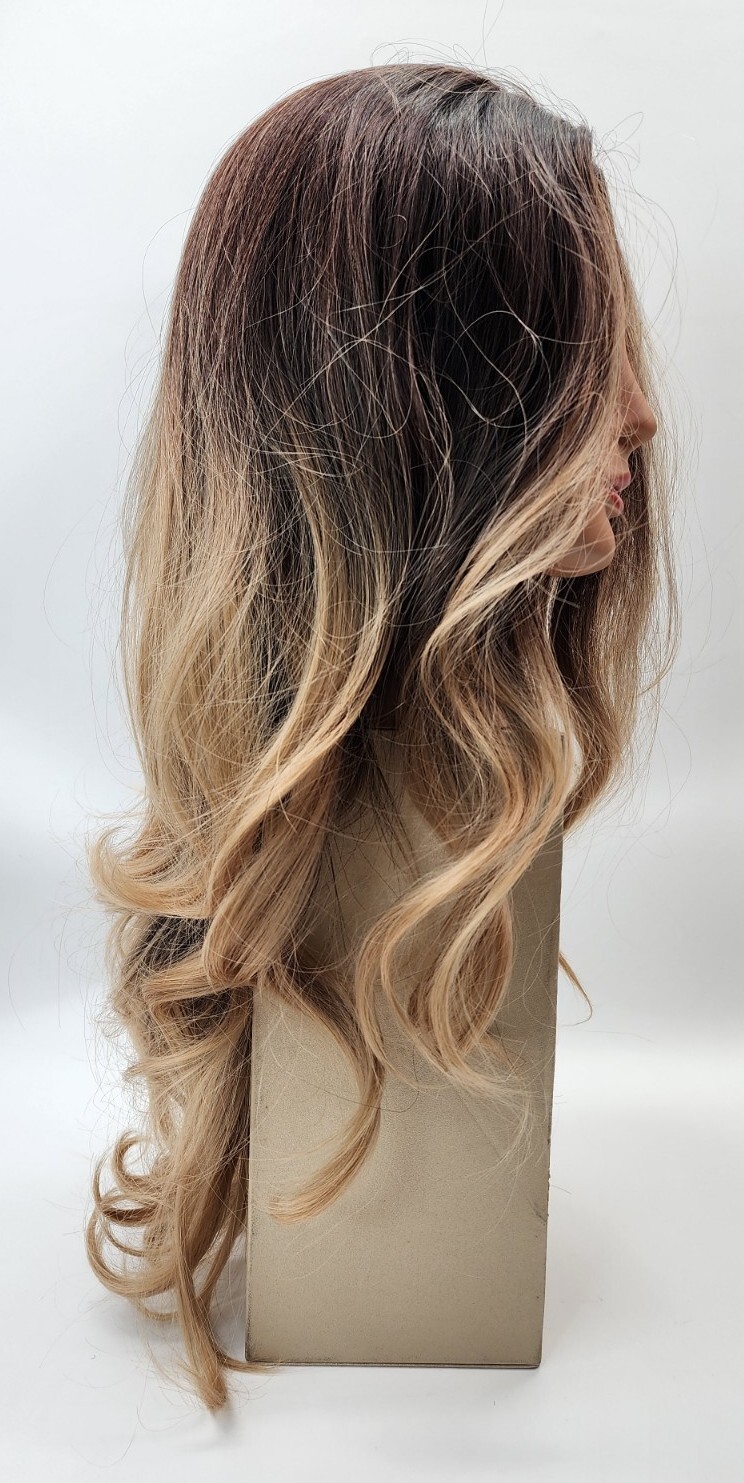 Smilco 24″ Dark To Light Ombre Wavy Synthetic Heat Resistant Wig SM328