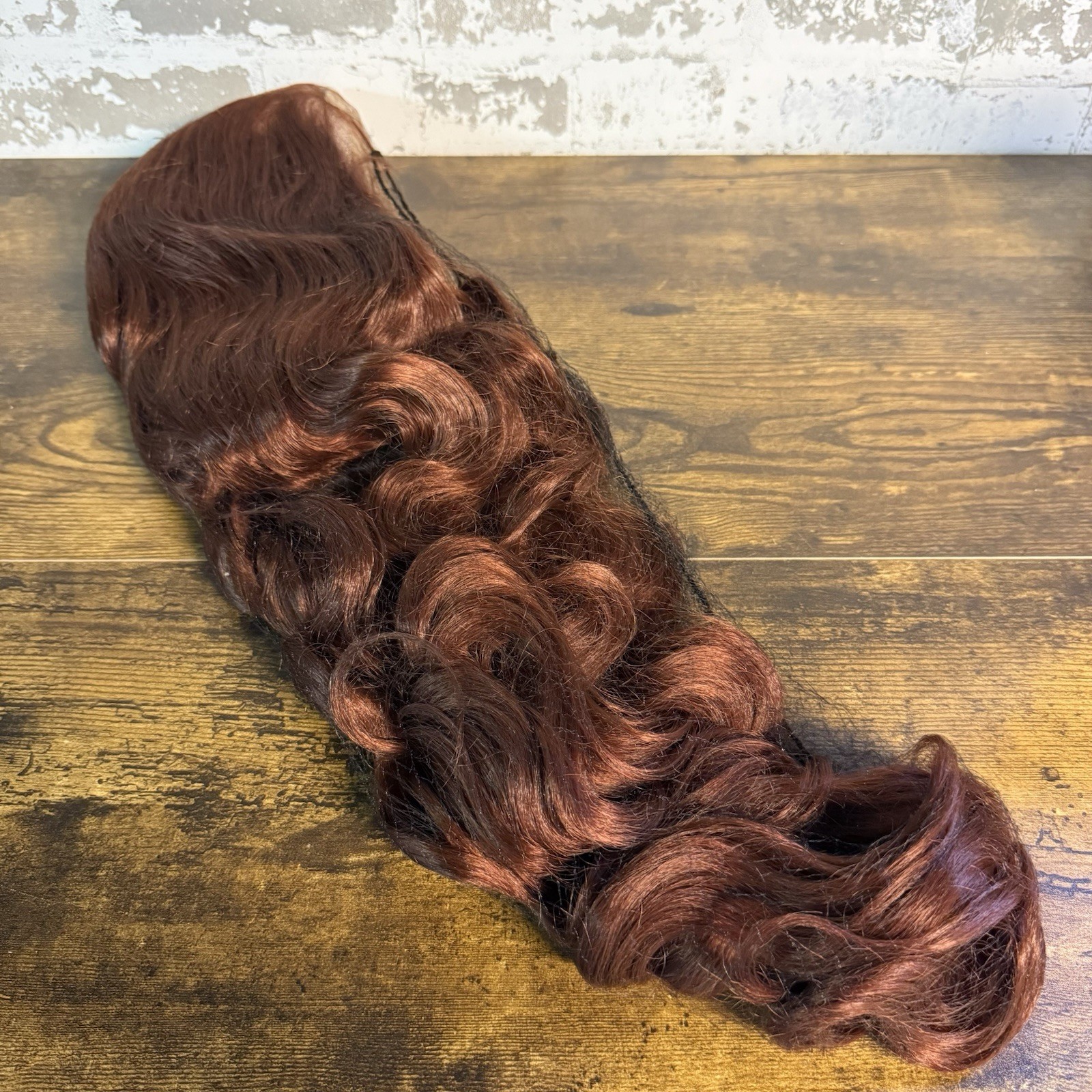 NEW – Fabelle Reddish-Brown 32-Inch Synthetic Hair Wig w/ Baby Hair