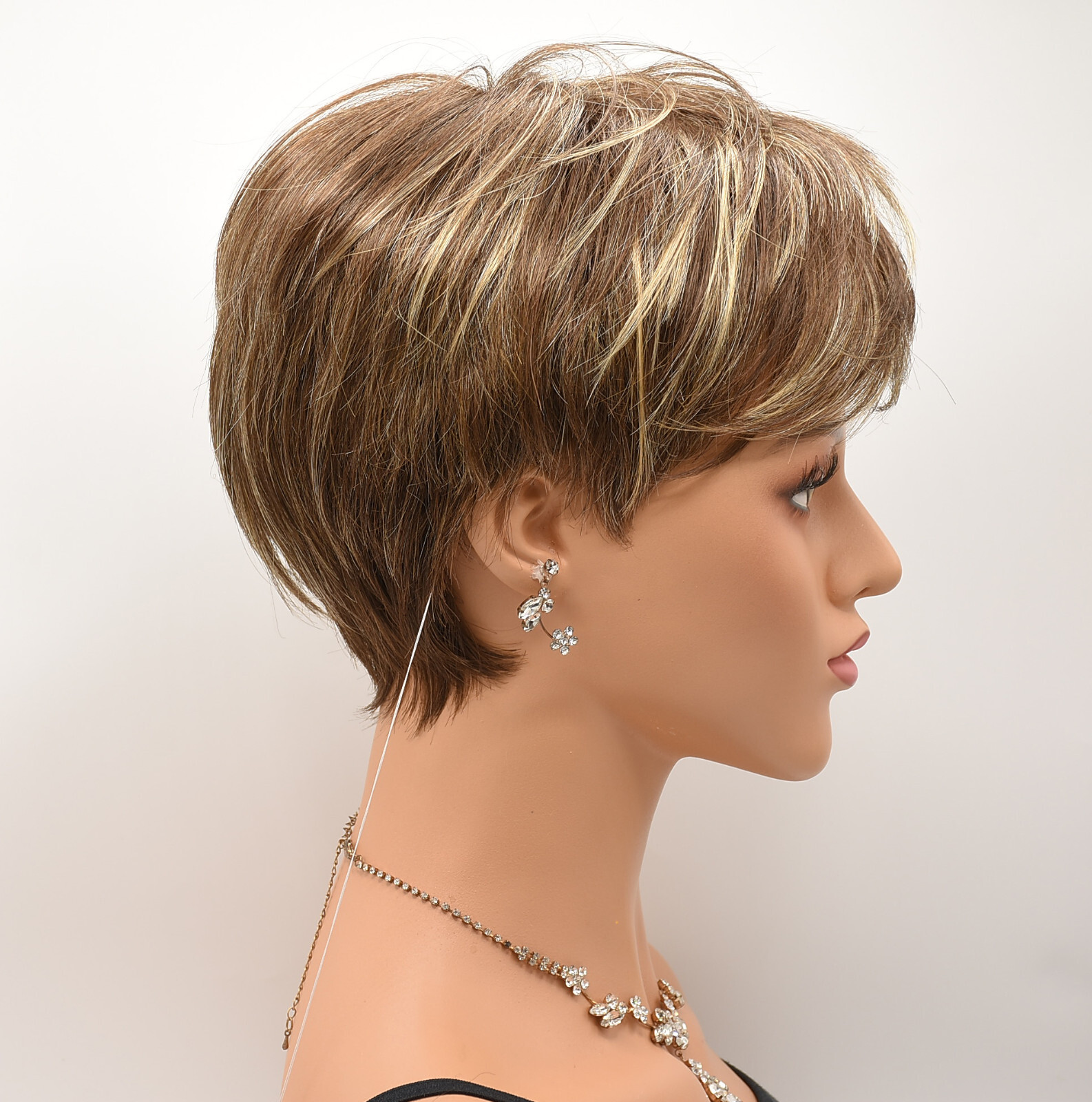 JAYCE Wig by ESTETICA, CARAMELKISS *CLEARANCE! Mono Crown, Stretch Cap