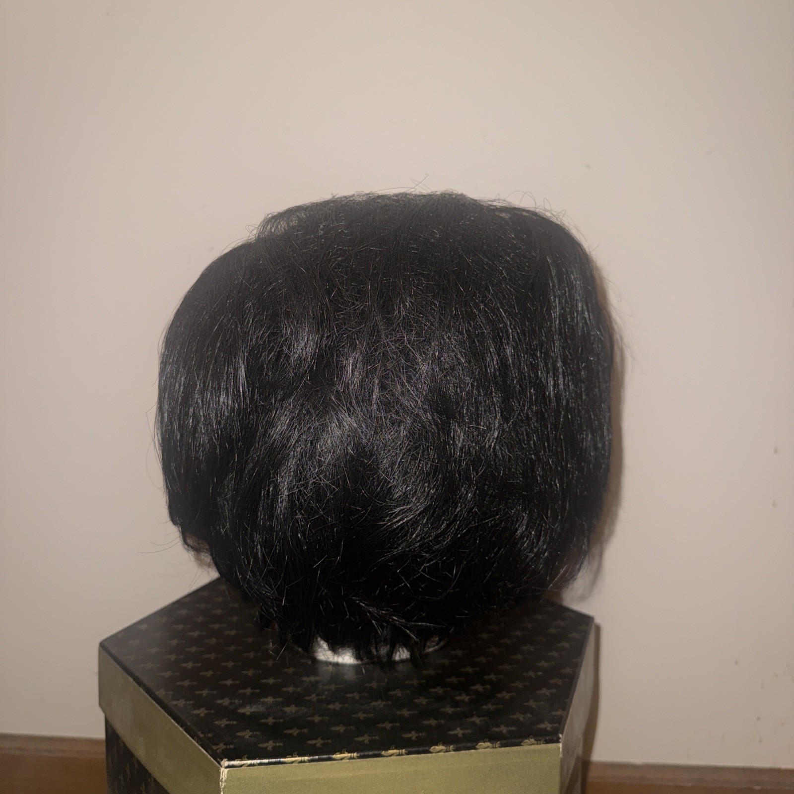 VTG 1960/70s 100% Kanekalon Chevolon Wig Bouffant Bob Black W/ Original Box