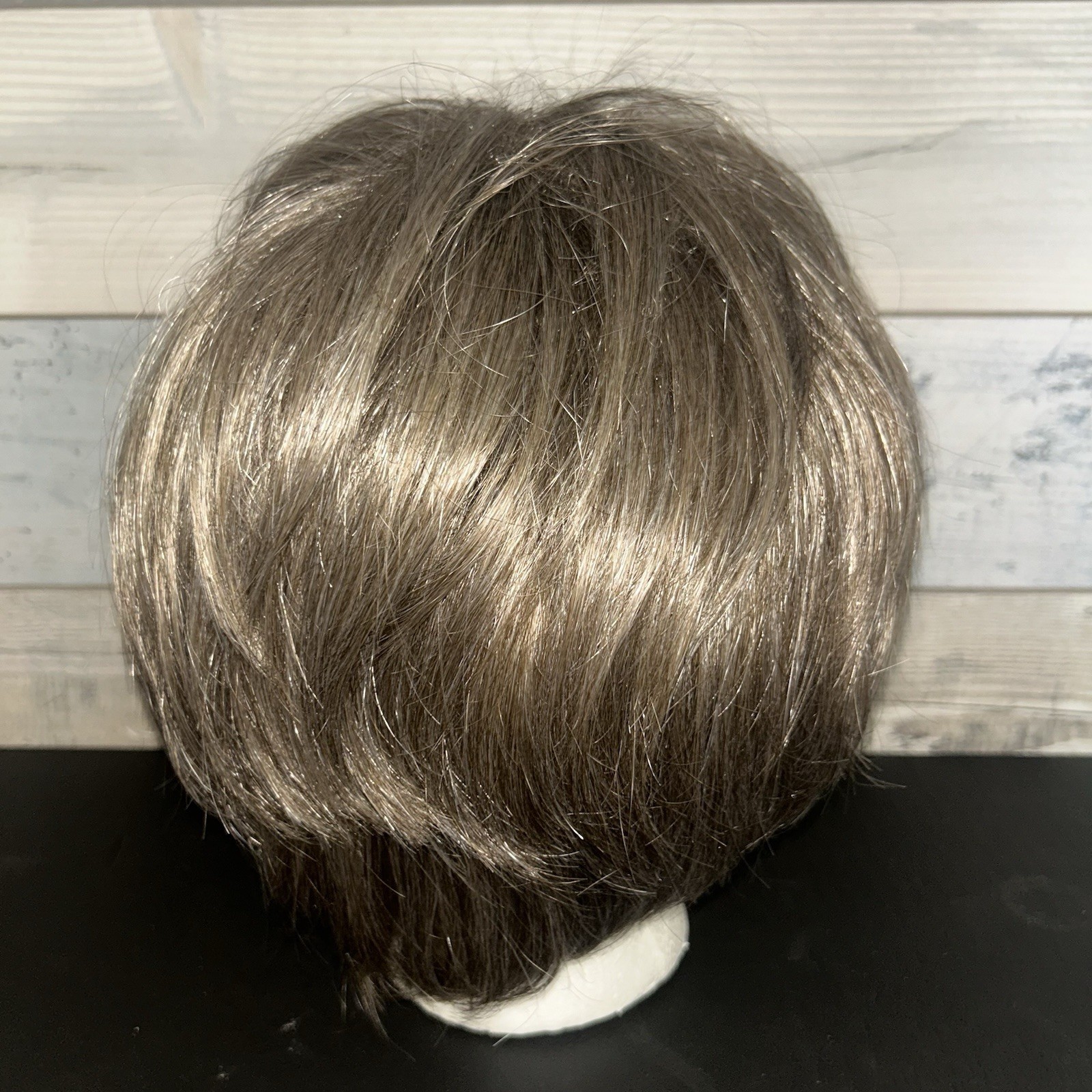 Set Of 6 Paula Young Wigs – Short Hair Average Size