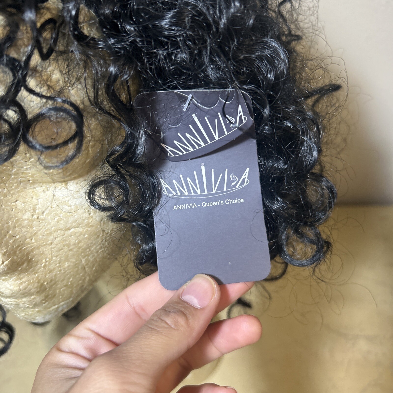 ANNIVIA 17 Inch Mid Length Styleable Curly Wig for Women Afro Kinky Curly Wig W