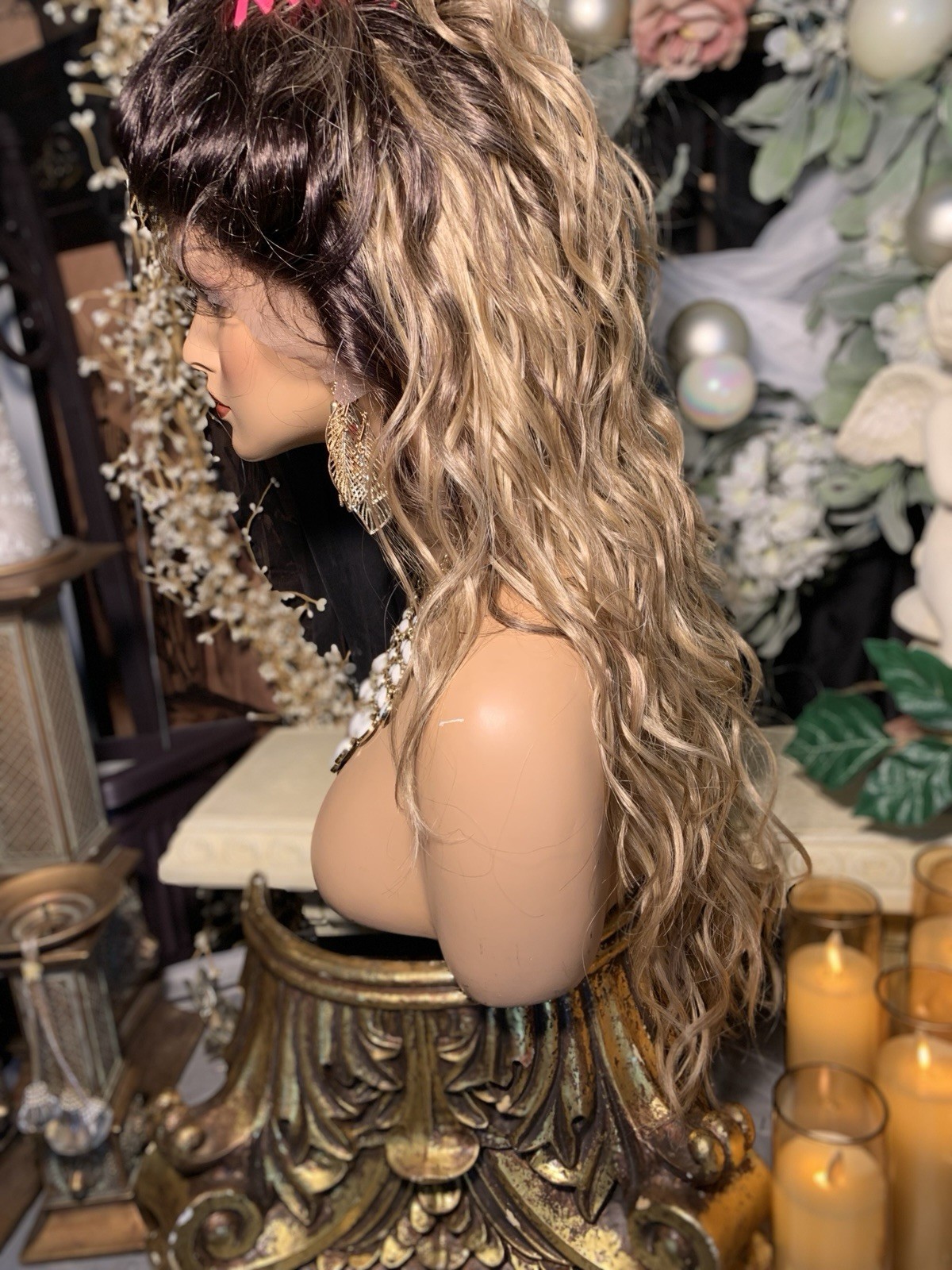 STUNNING! 30”CURLY, BLONDE MIX, LACE FRONT W/ MIDDLE PART, WIG💋