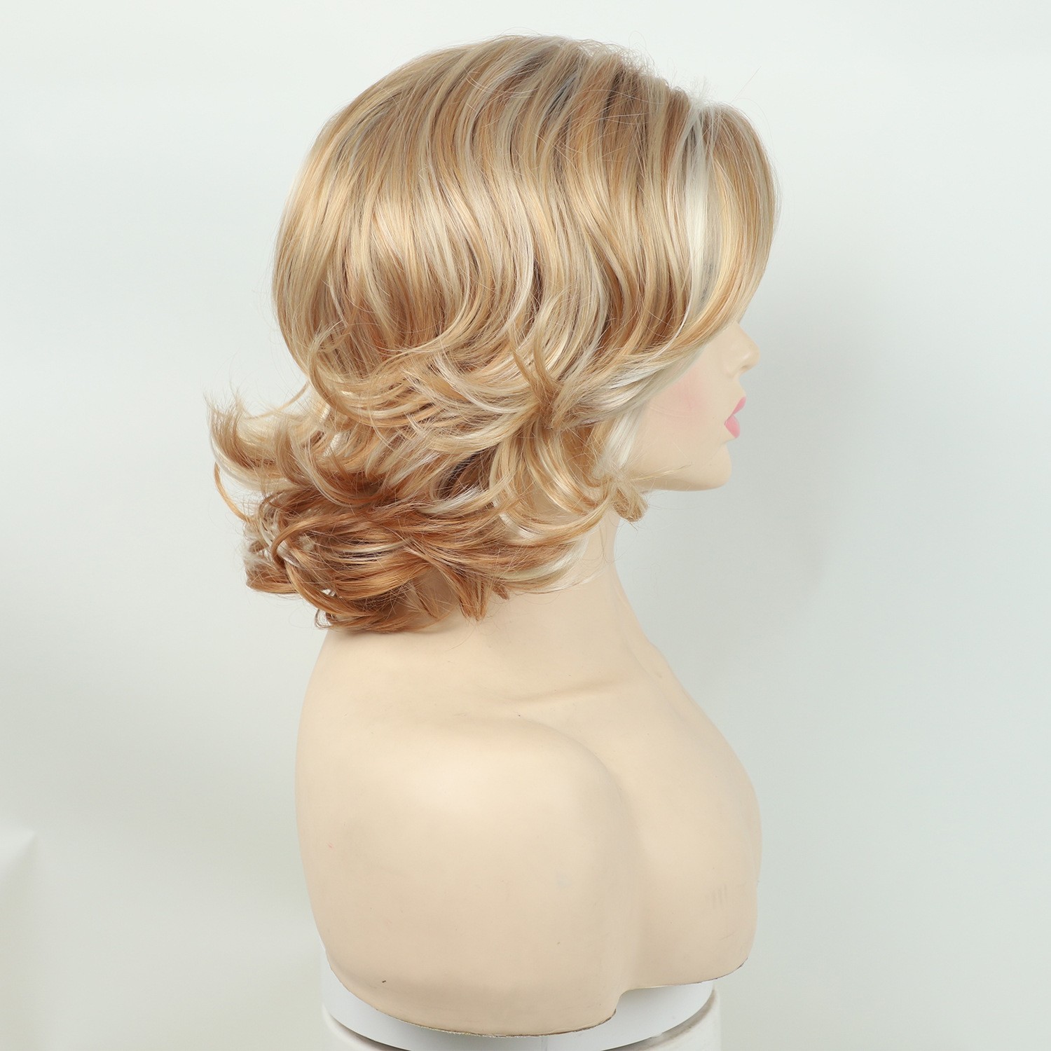 Short Fluffy Wavy Blonde Mix Synthetic Hair Wigs Women Soft Natural Daily wigs